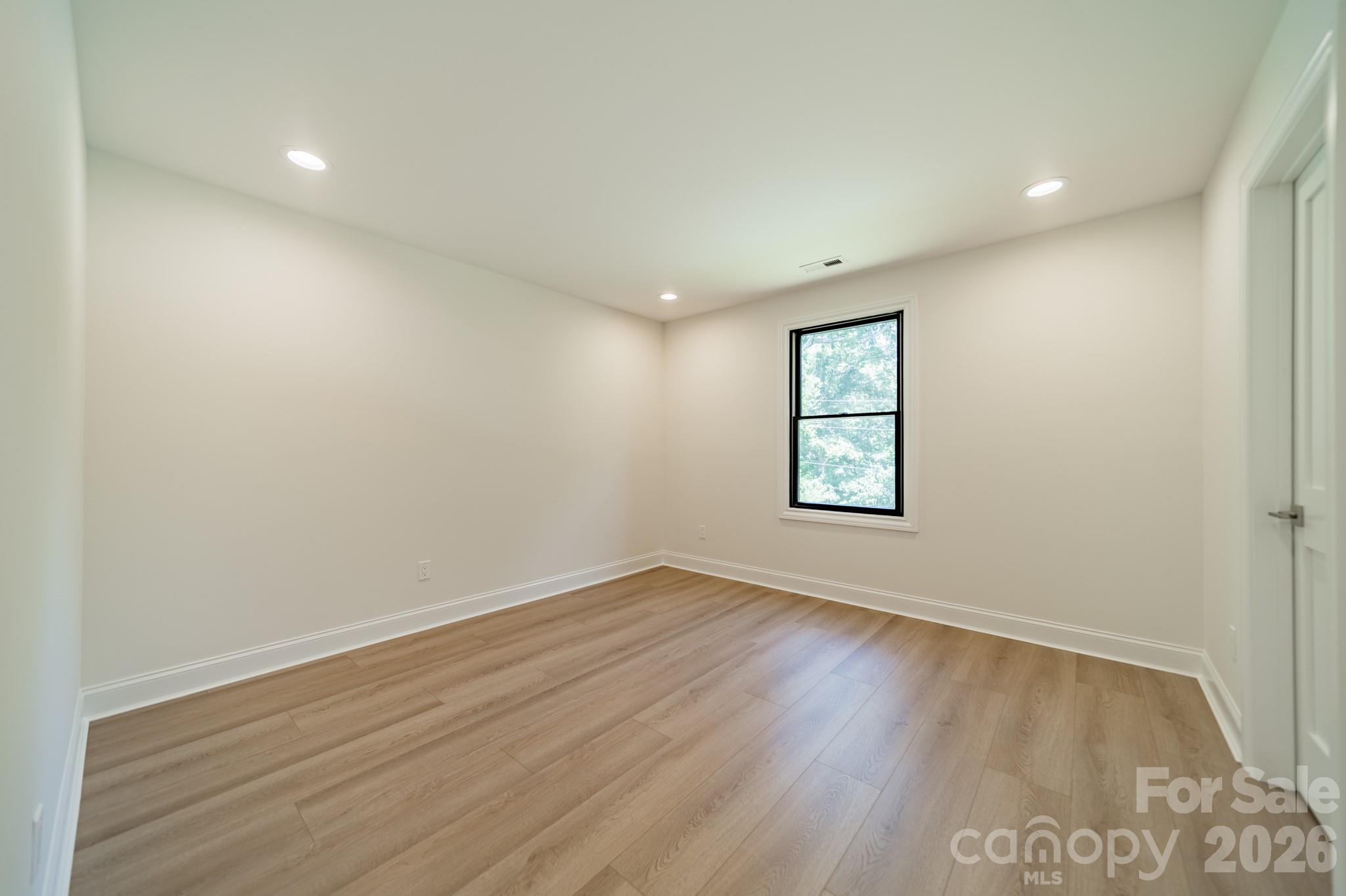 112 Jim Parker Road — Wesley Chapel