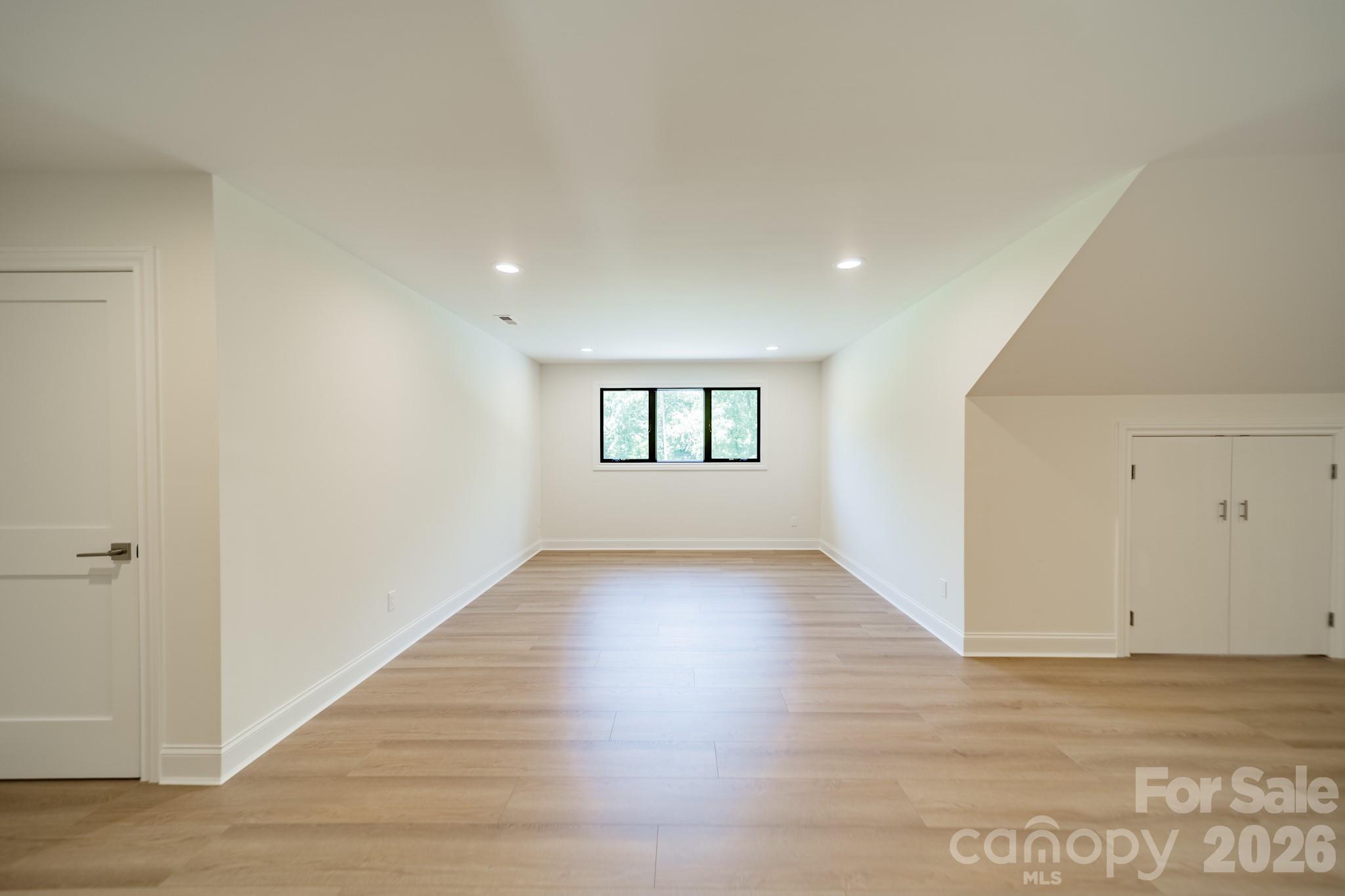 112 Jim Parker Road — Wesley Chapel
