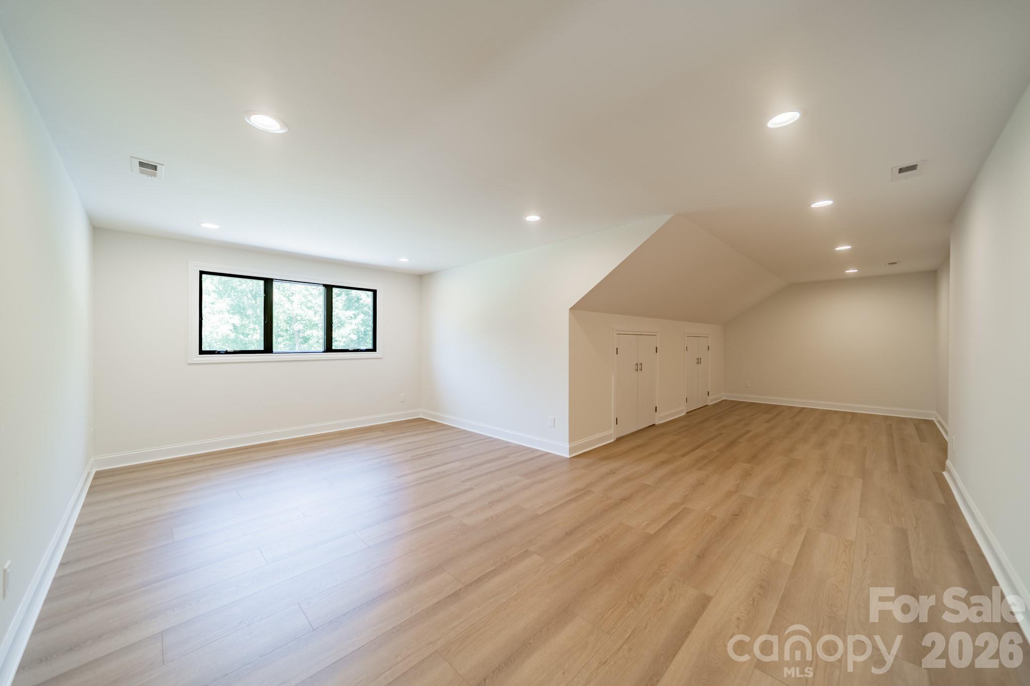 112 Jim Parker Road — Wesley Chapel