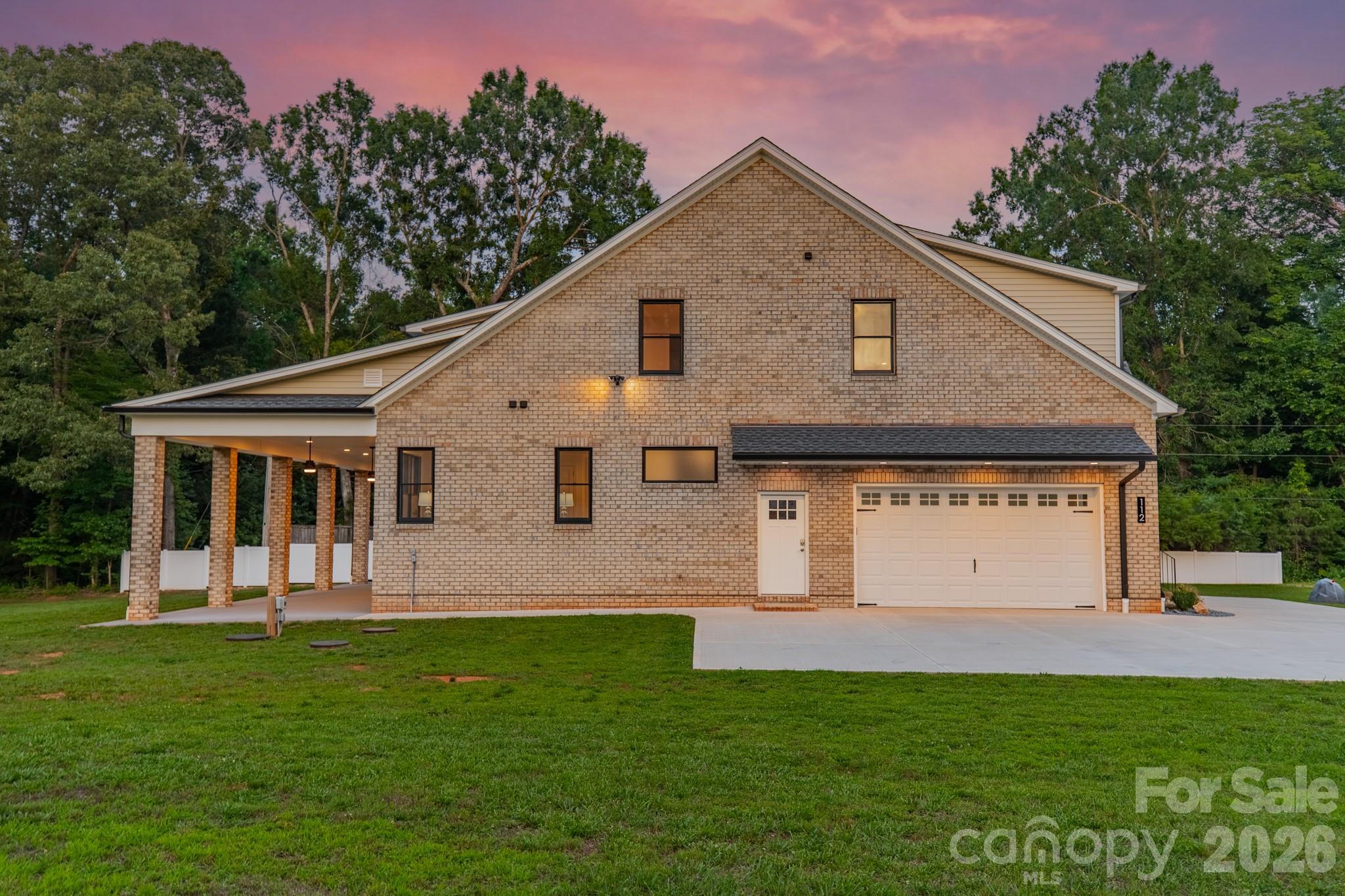 112 Jim Parker Road — Wesley Chapel