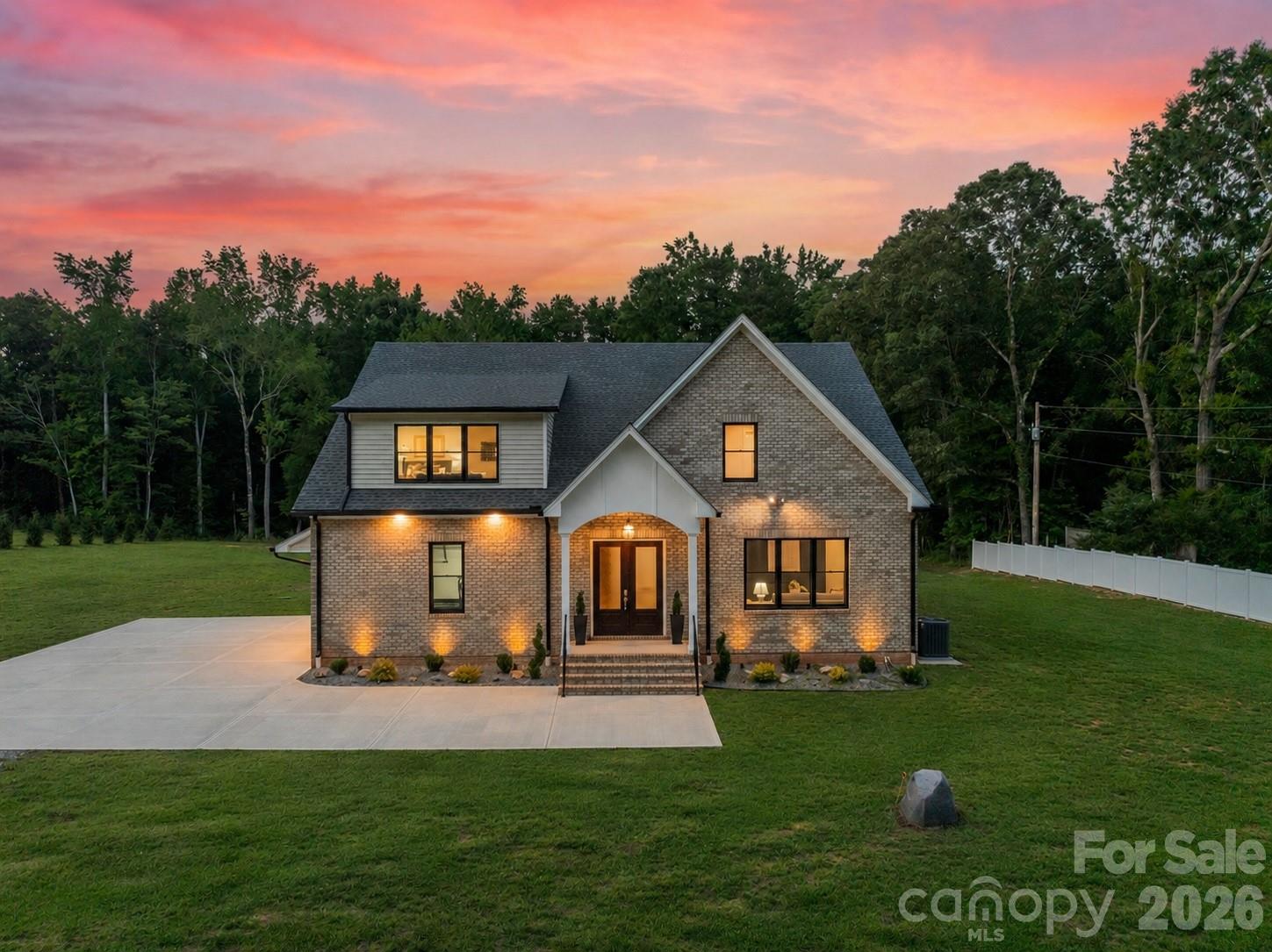 112 Jim Parker Road — Wesley Chapel