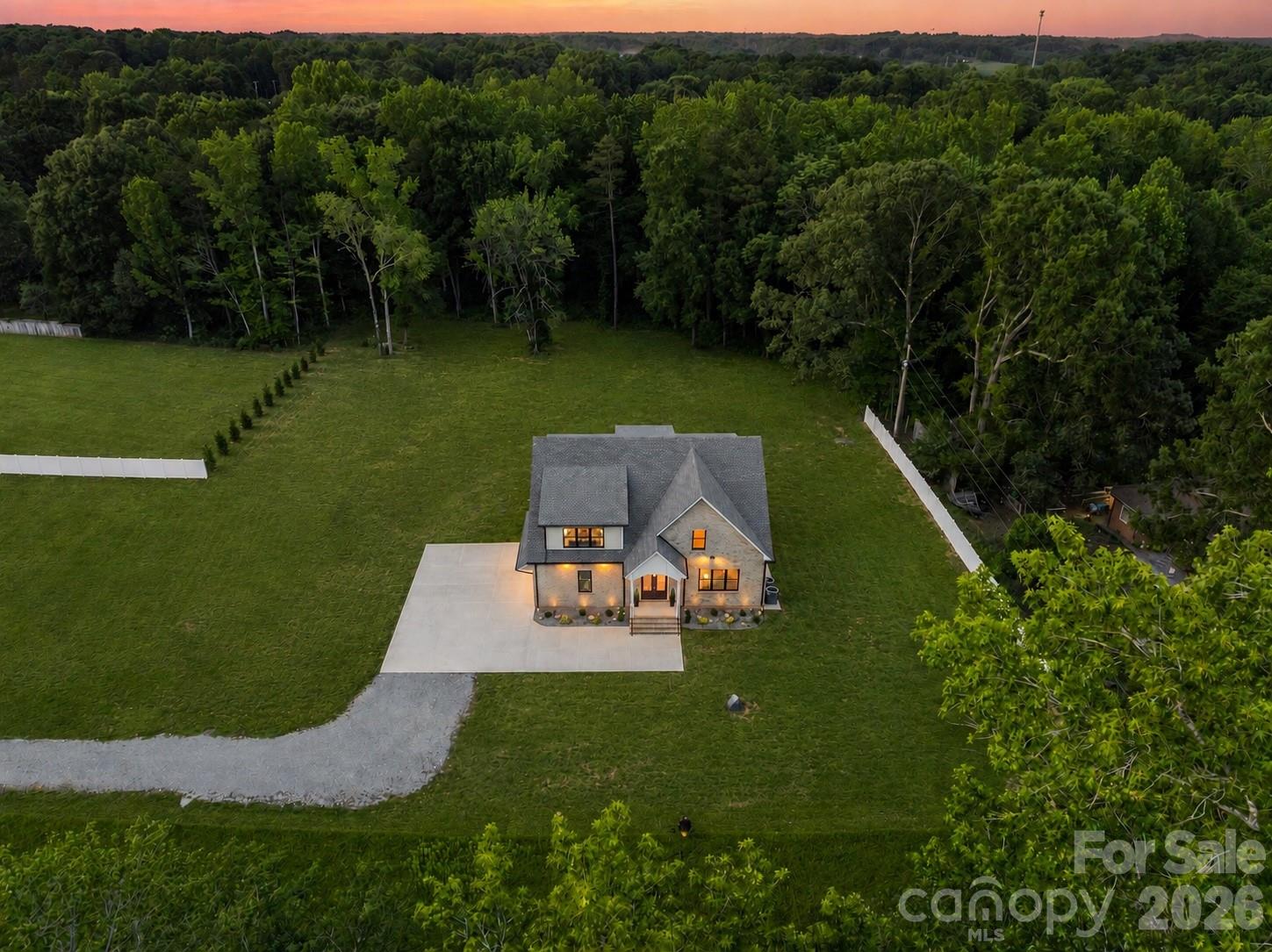 112 Jim Parker Road — Wesley Chapel