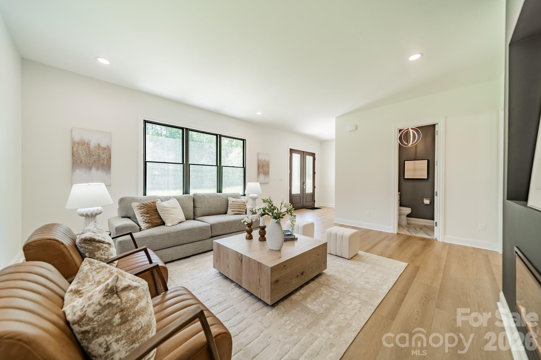 112 Jim Parker Road — Wesley Chapel