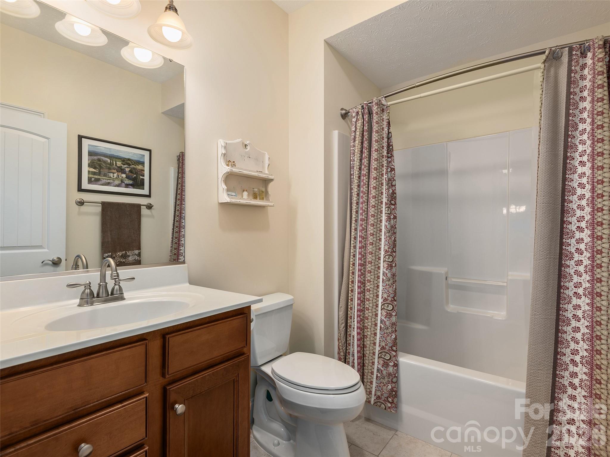 63 Whistlewood Lane — Hendersonville
