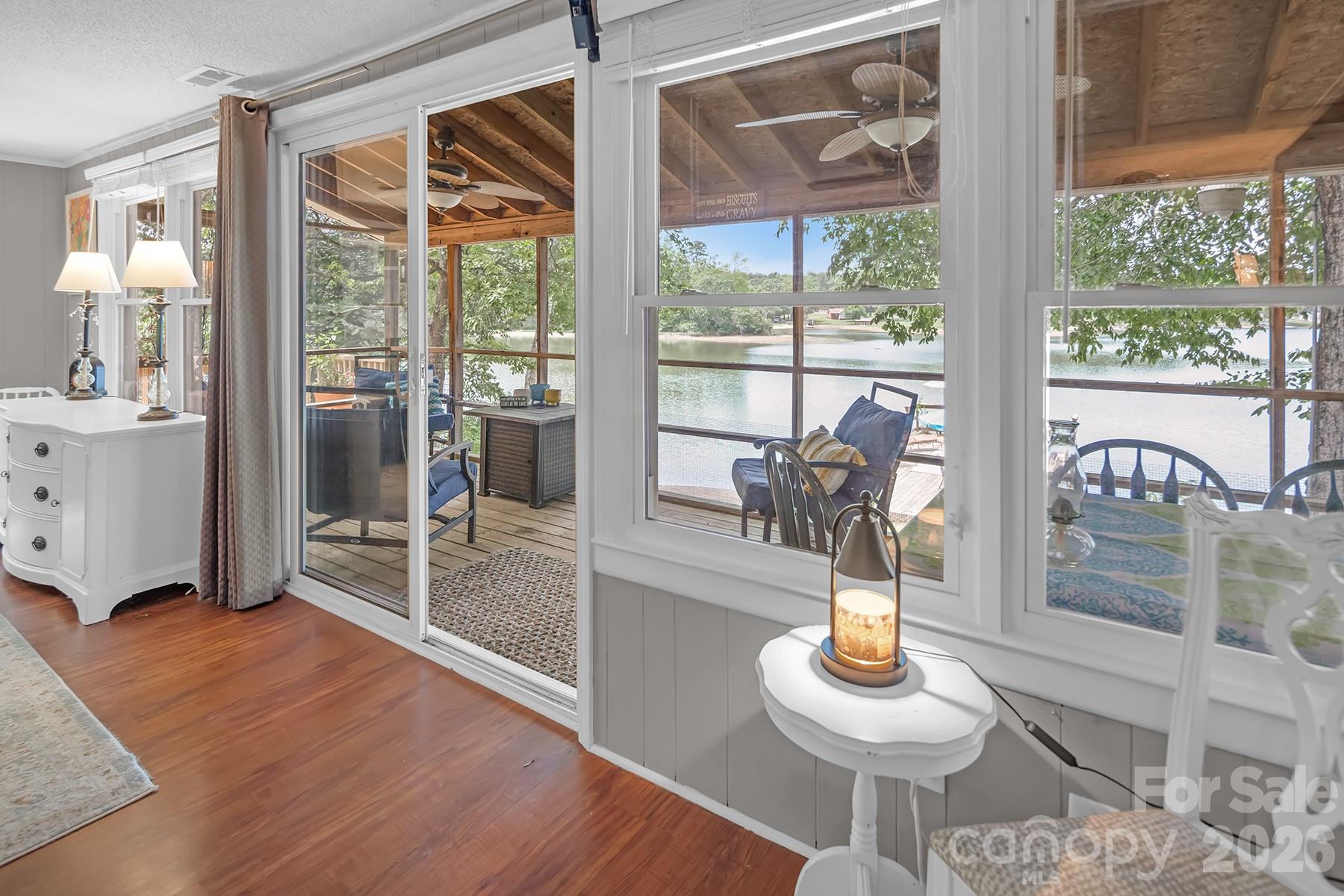 46842 Beach Road — New London