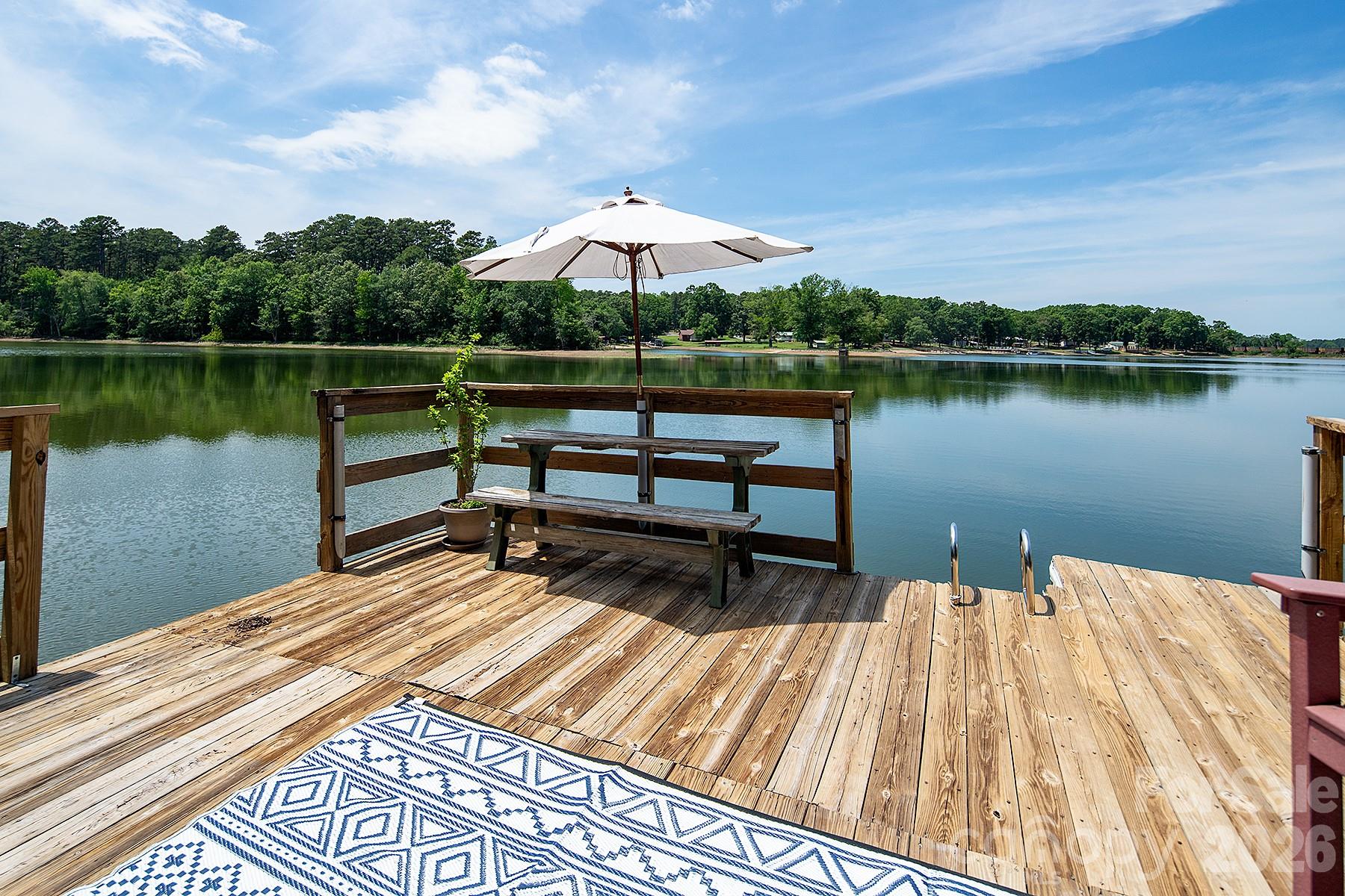 46842 Beach Road — New London