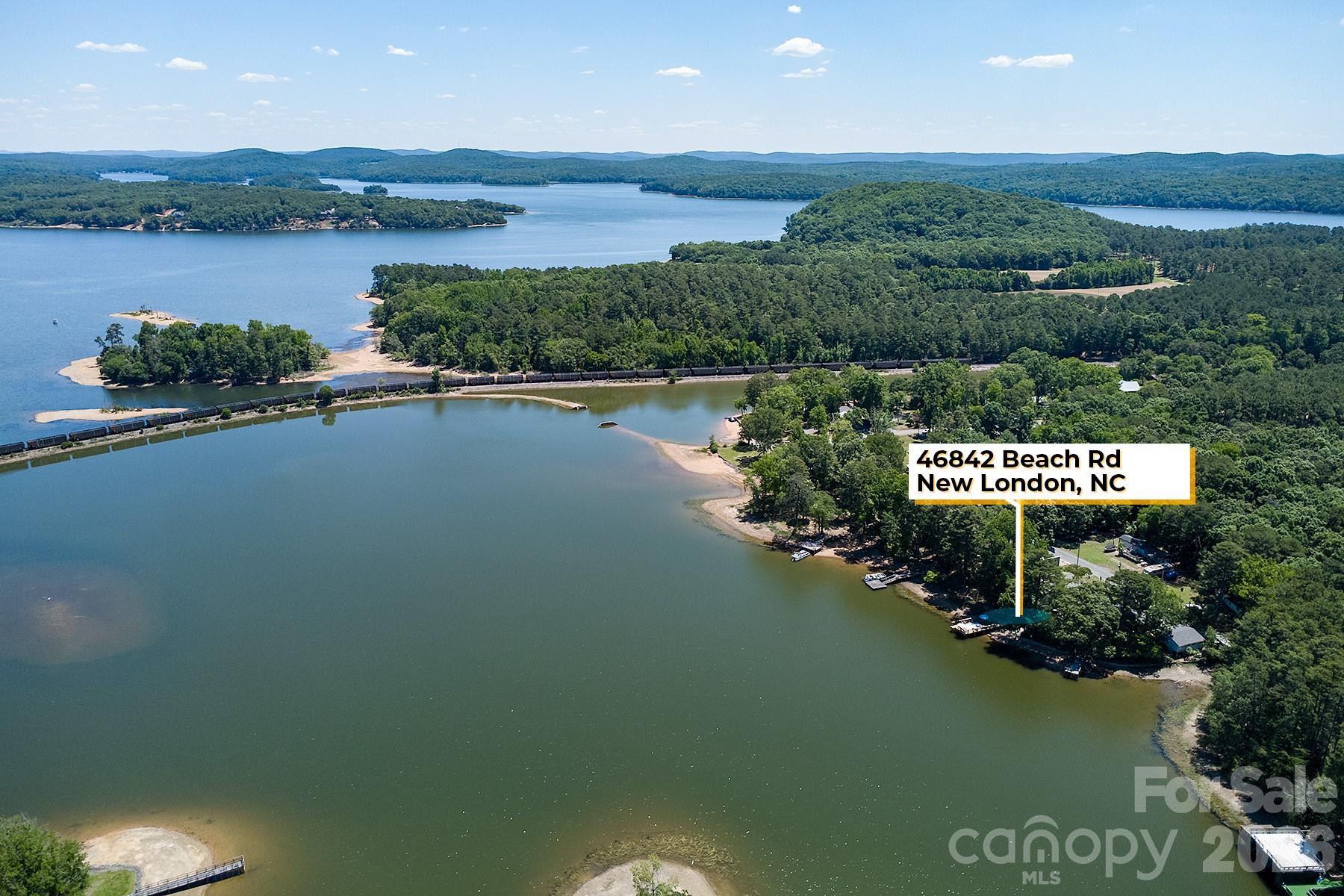 46842 Beach Road — New London