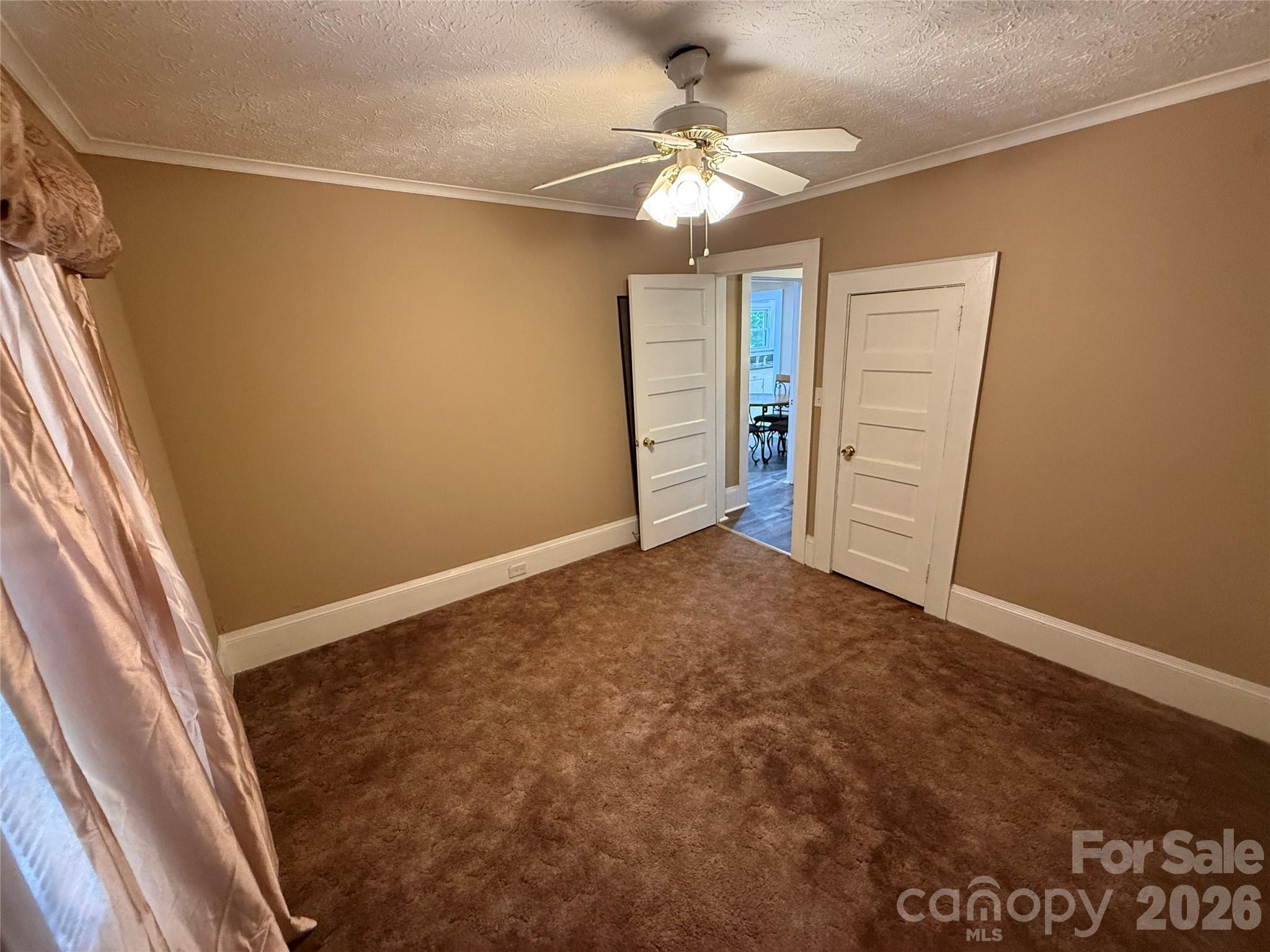 122 E Hargrave Street — Wadesboro