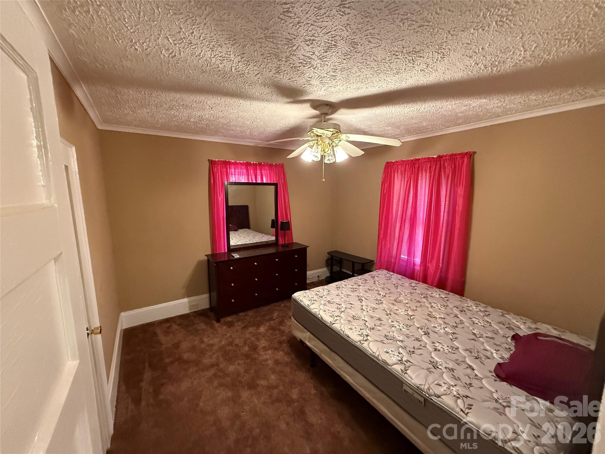 122 E Hargrave Street — Wadesboro