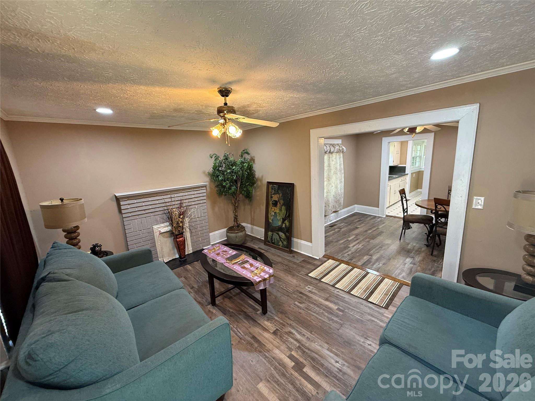 122 E Hargrave Street — Wadesboro