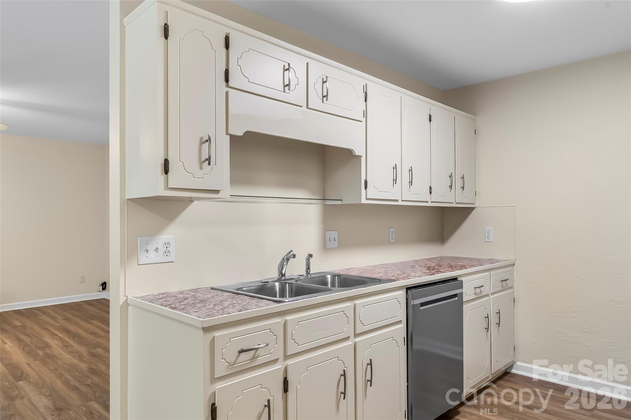110 Wesley Drive — Morganton