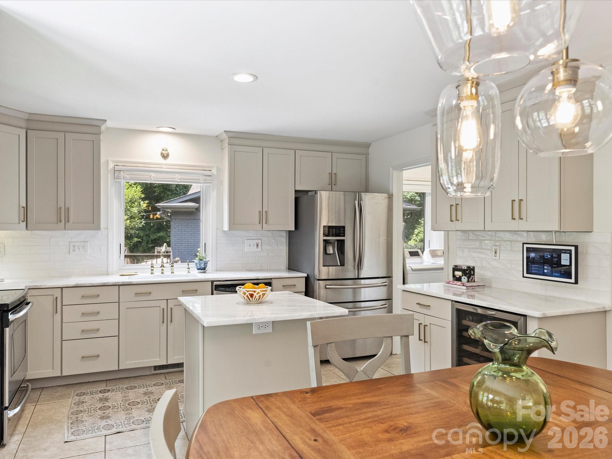 6139 Candlewood Drive — Charlotte