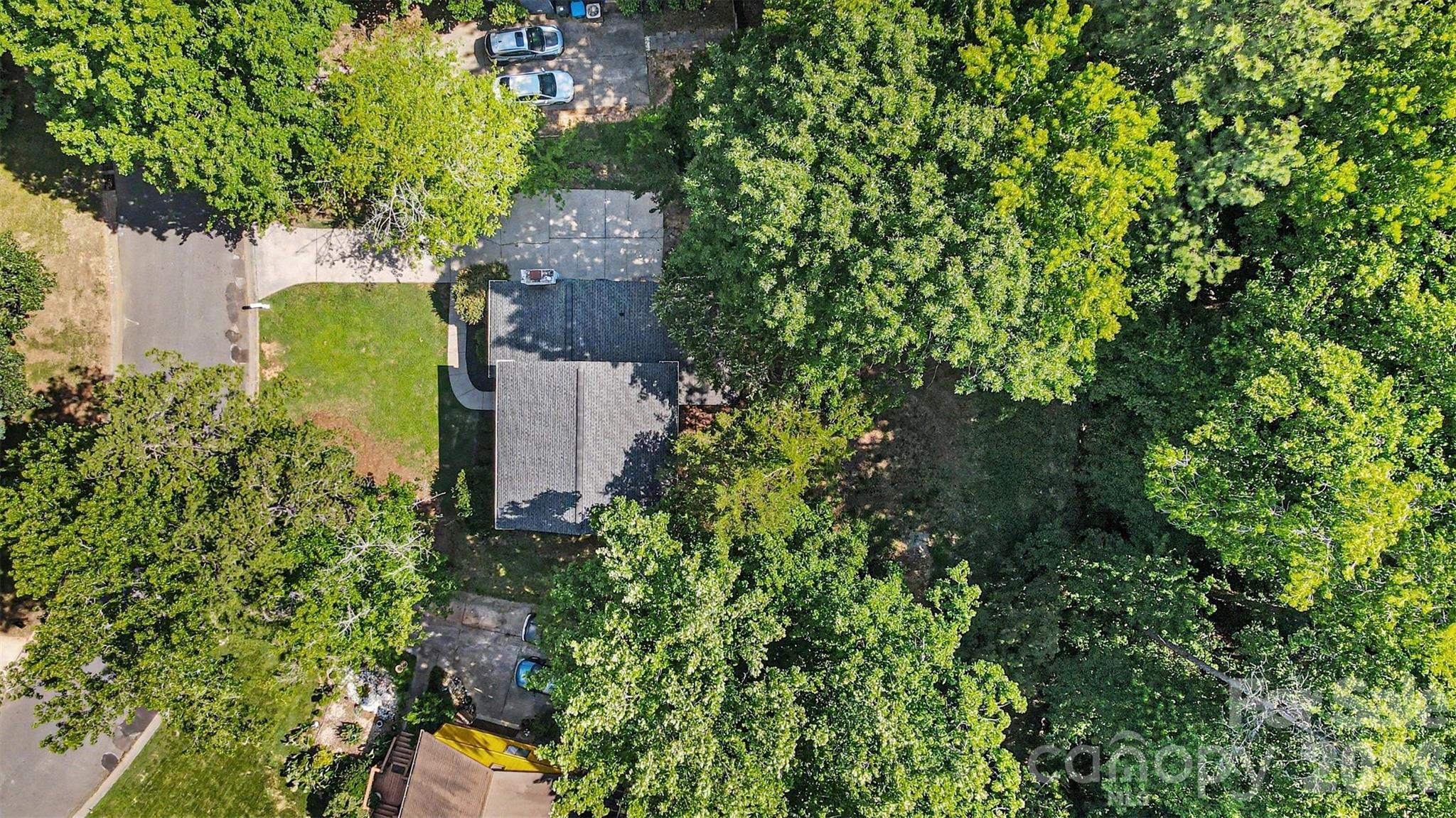 9322 New Towne Drive — Matthews