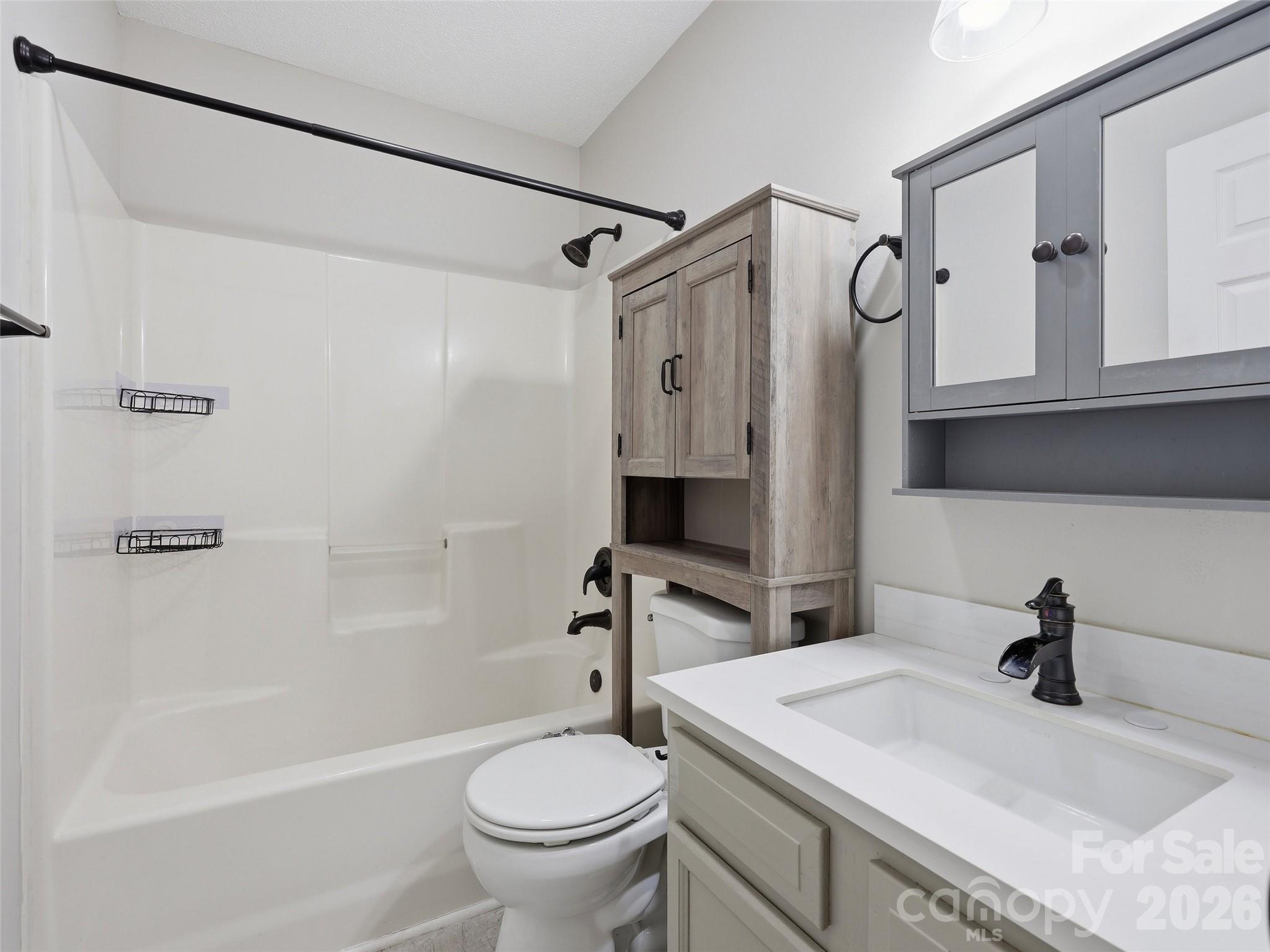 42 Queen Road #D — Candler