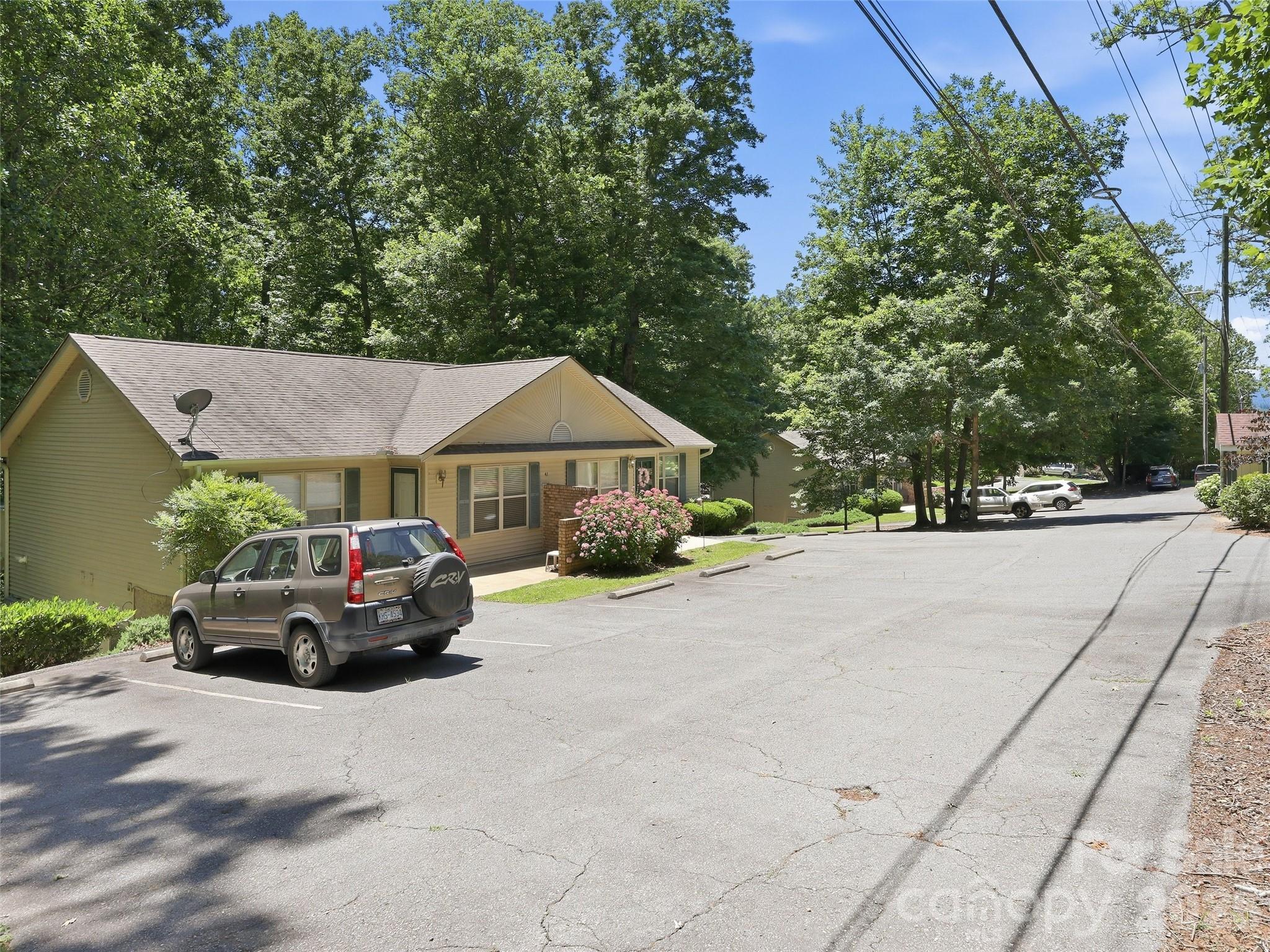 42 Queen Road #D — Candler