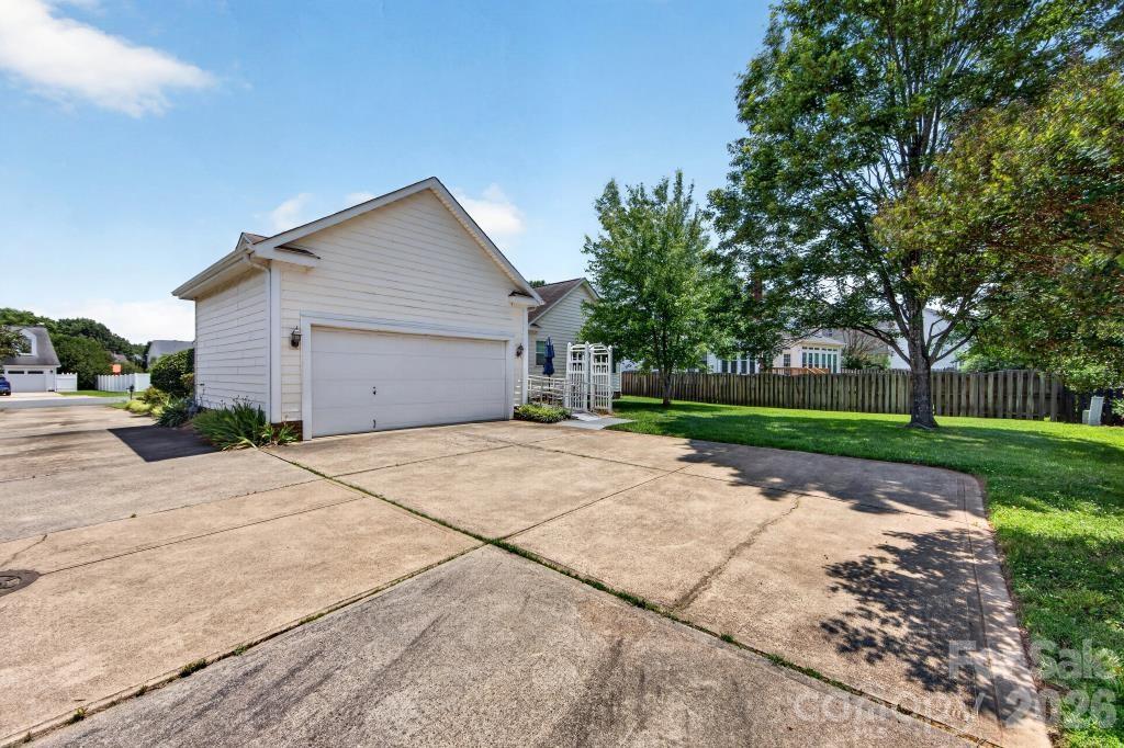 7716 Conifer Circle — Indian Trail