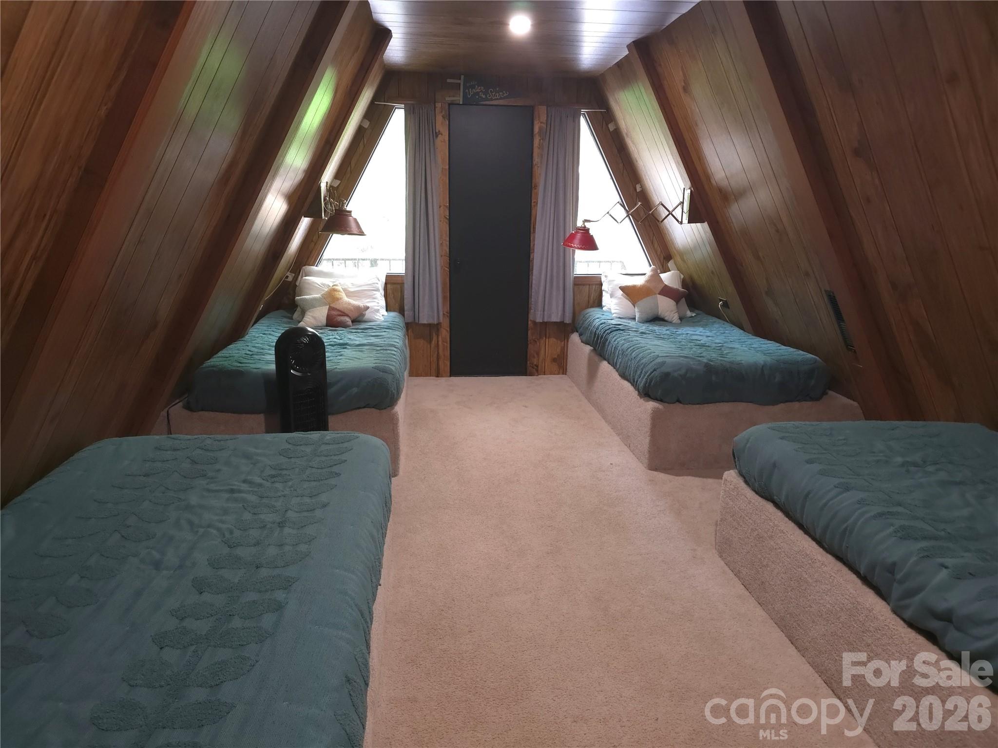 826 Shumont Road — Black Mountain