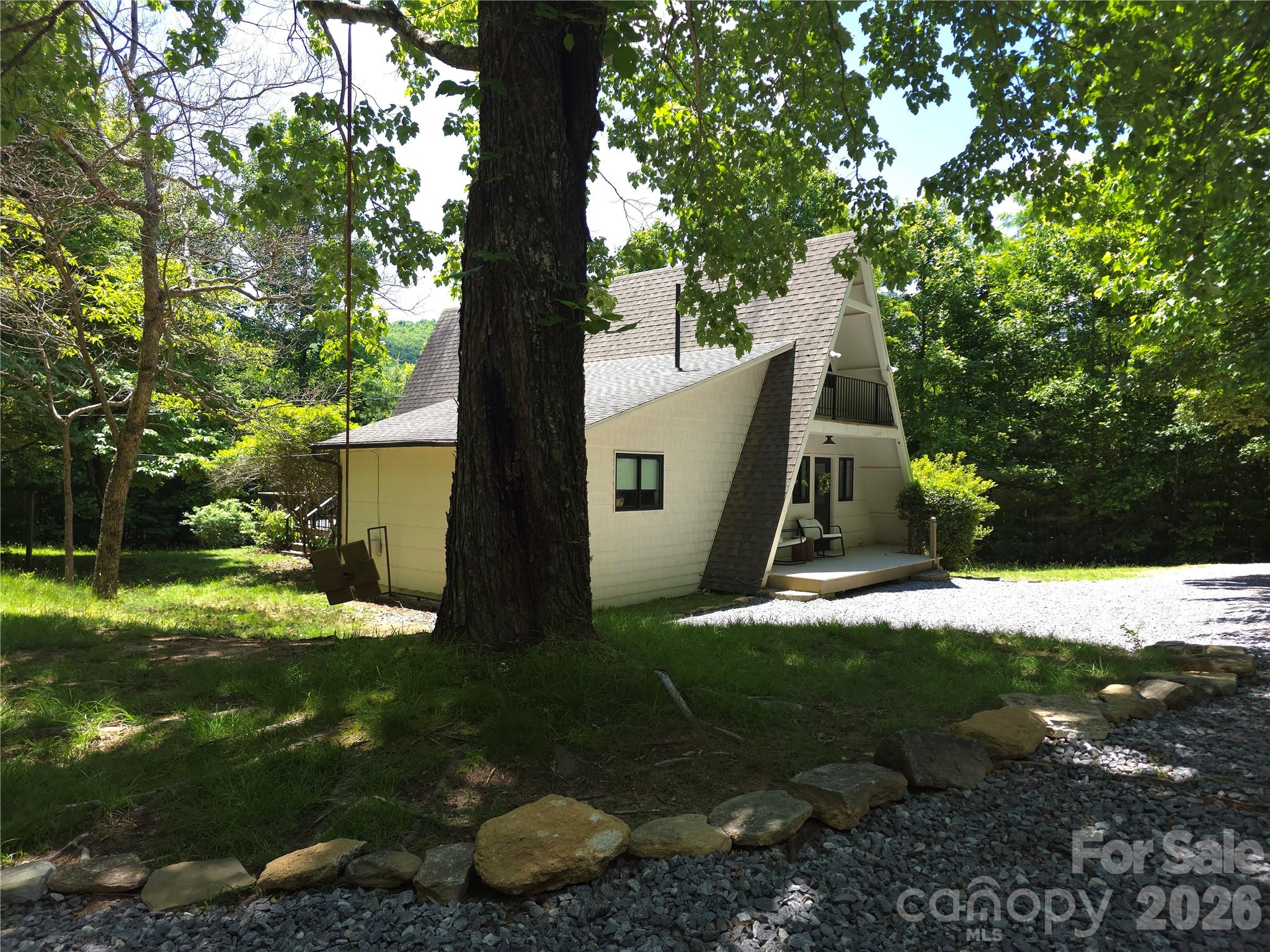 826 Shumont Road — Black Mountain
