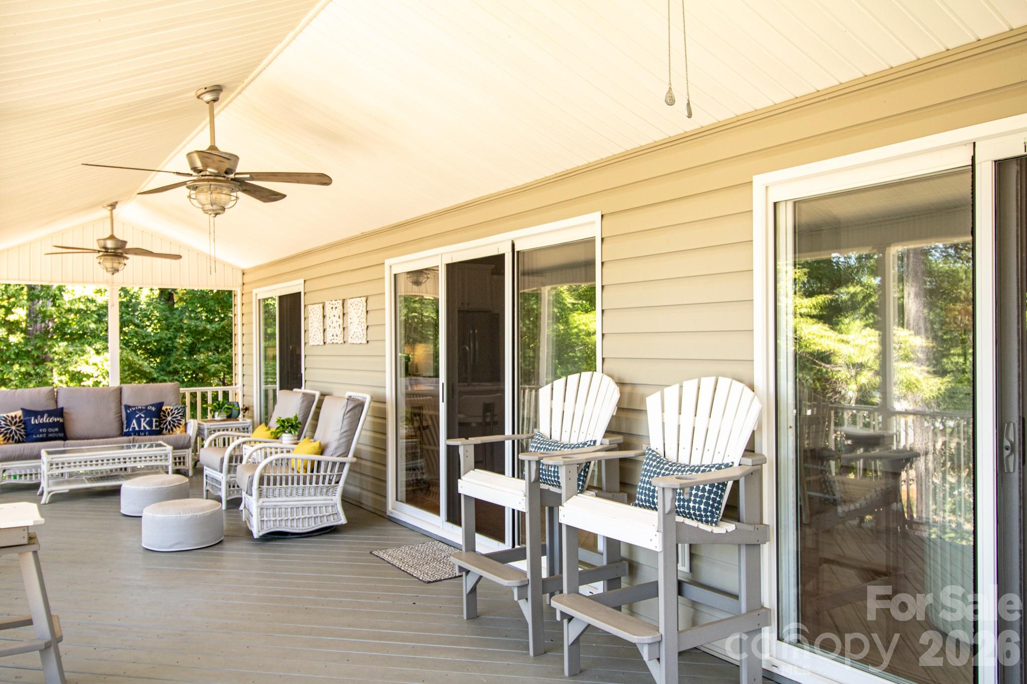 794 Riverwood Drive — Lexington