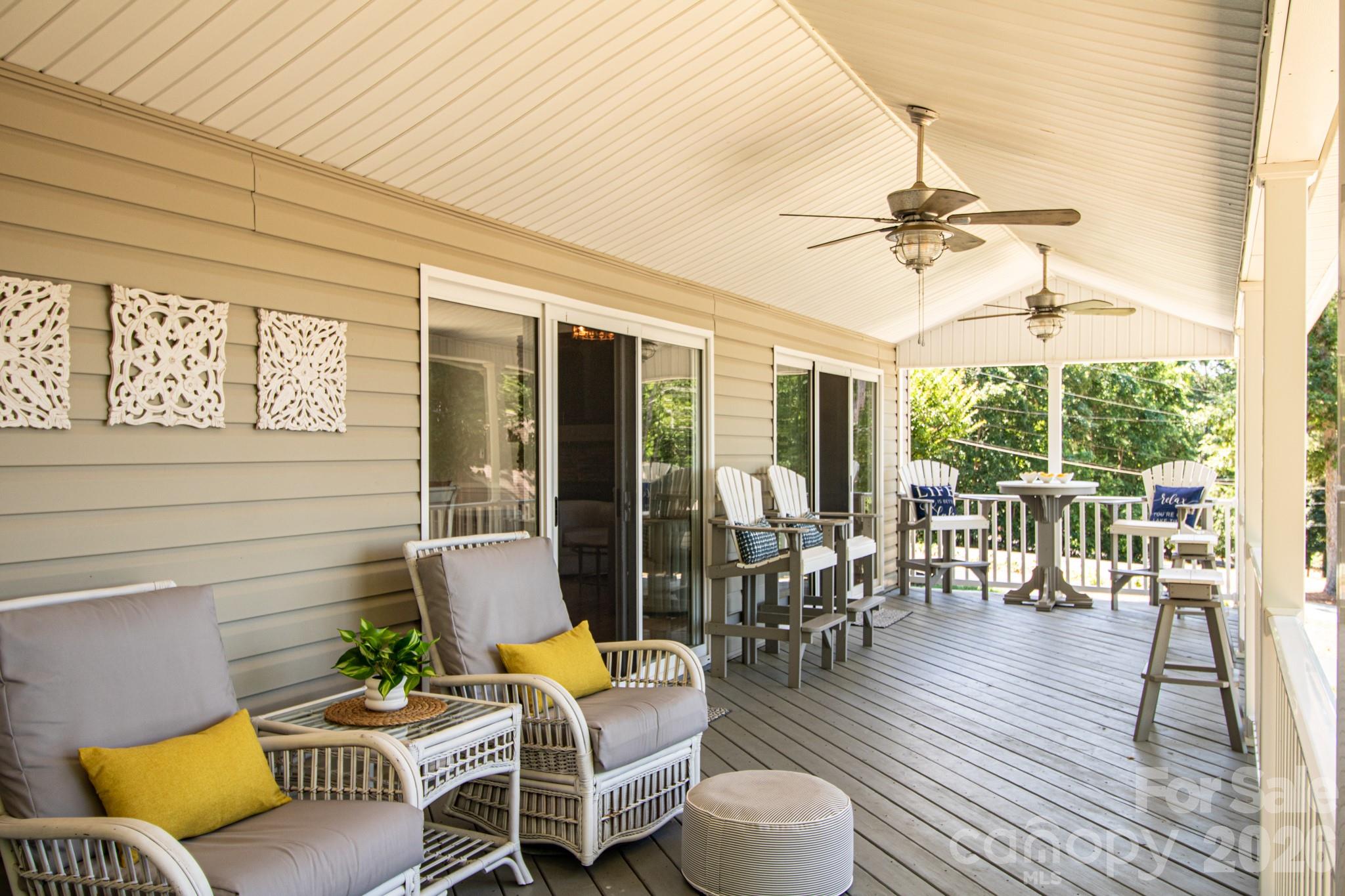 794 Riverwood Drive — Lexington