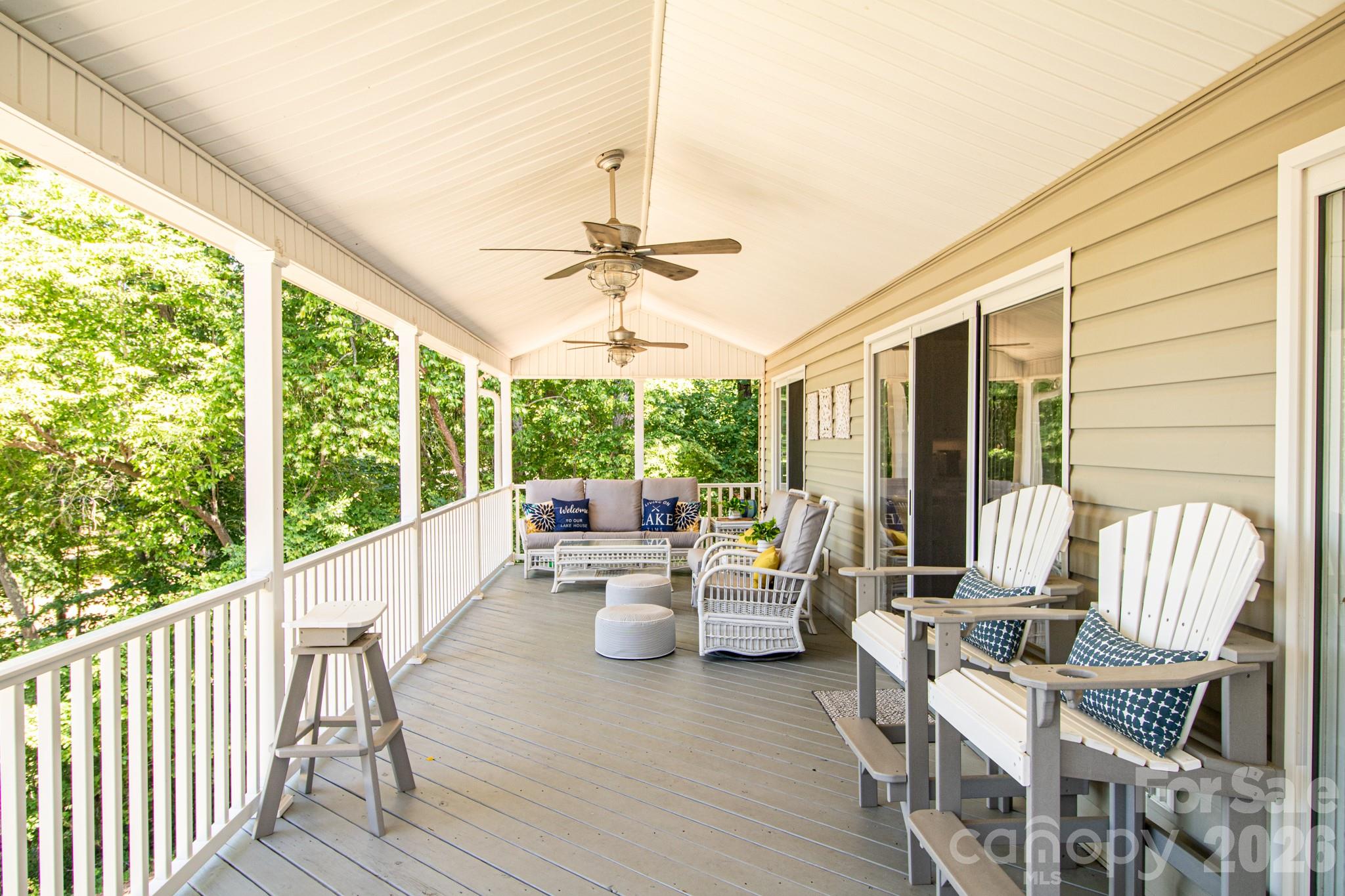 794 Riverwood Drive — Lexington