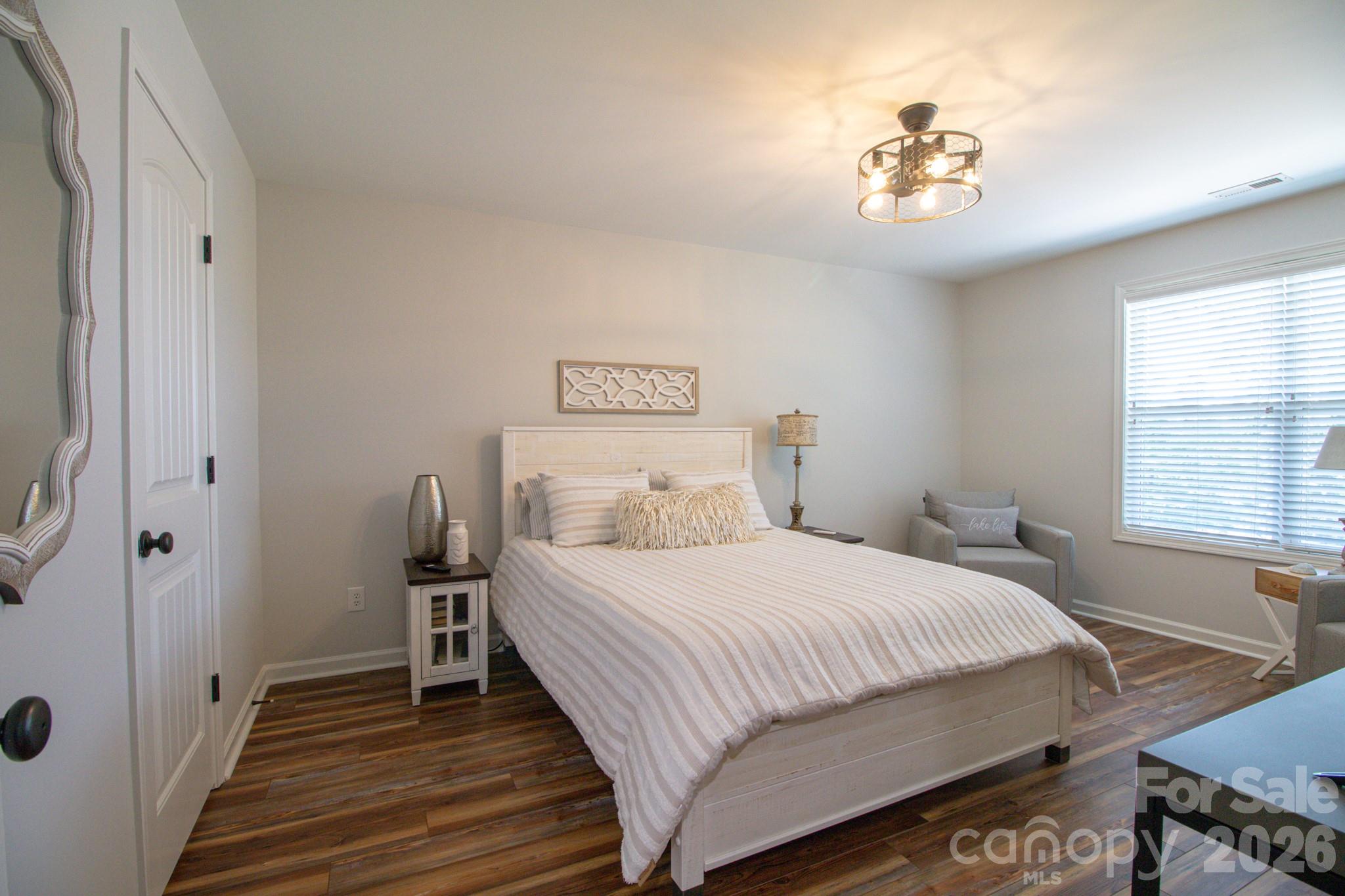 794 Riverwood Drive — Lexington