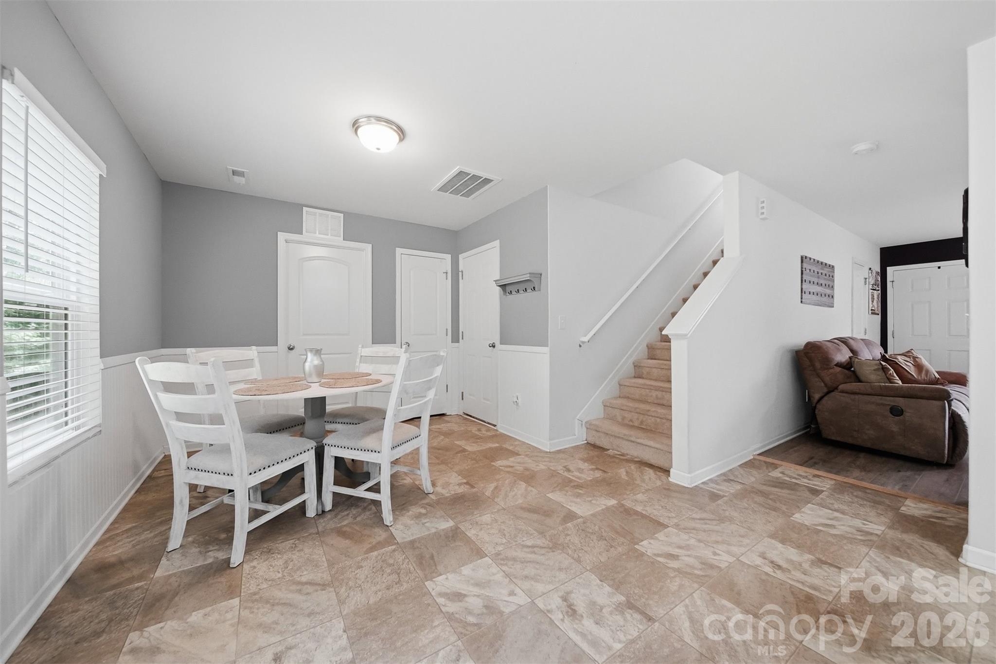 3938 Hemingway Drive NW — Hickory