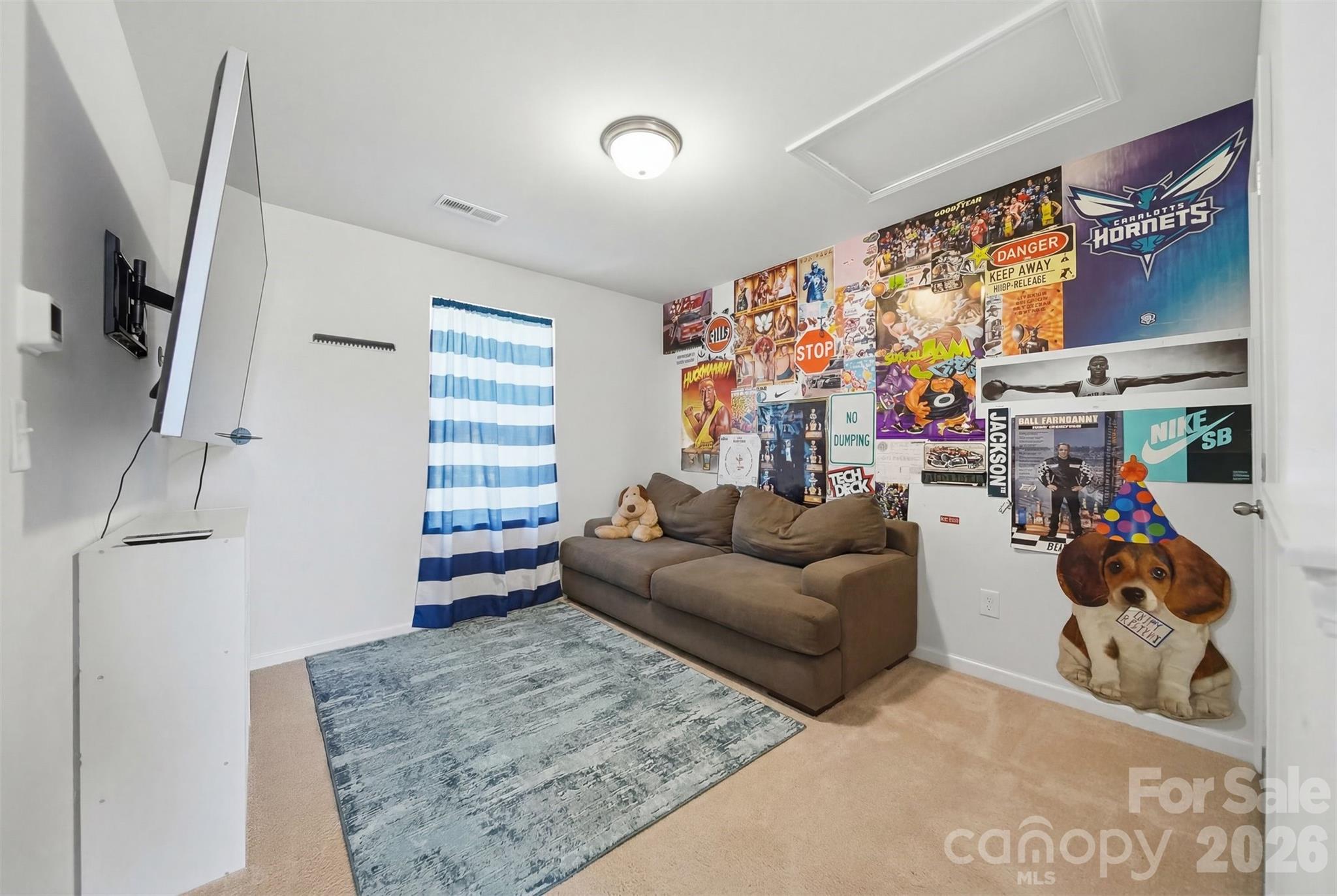 3938 Hemingway Drive NW — Hickory