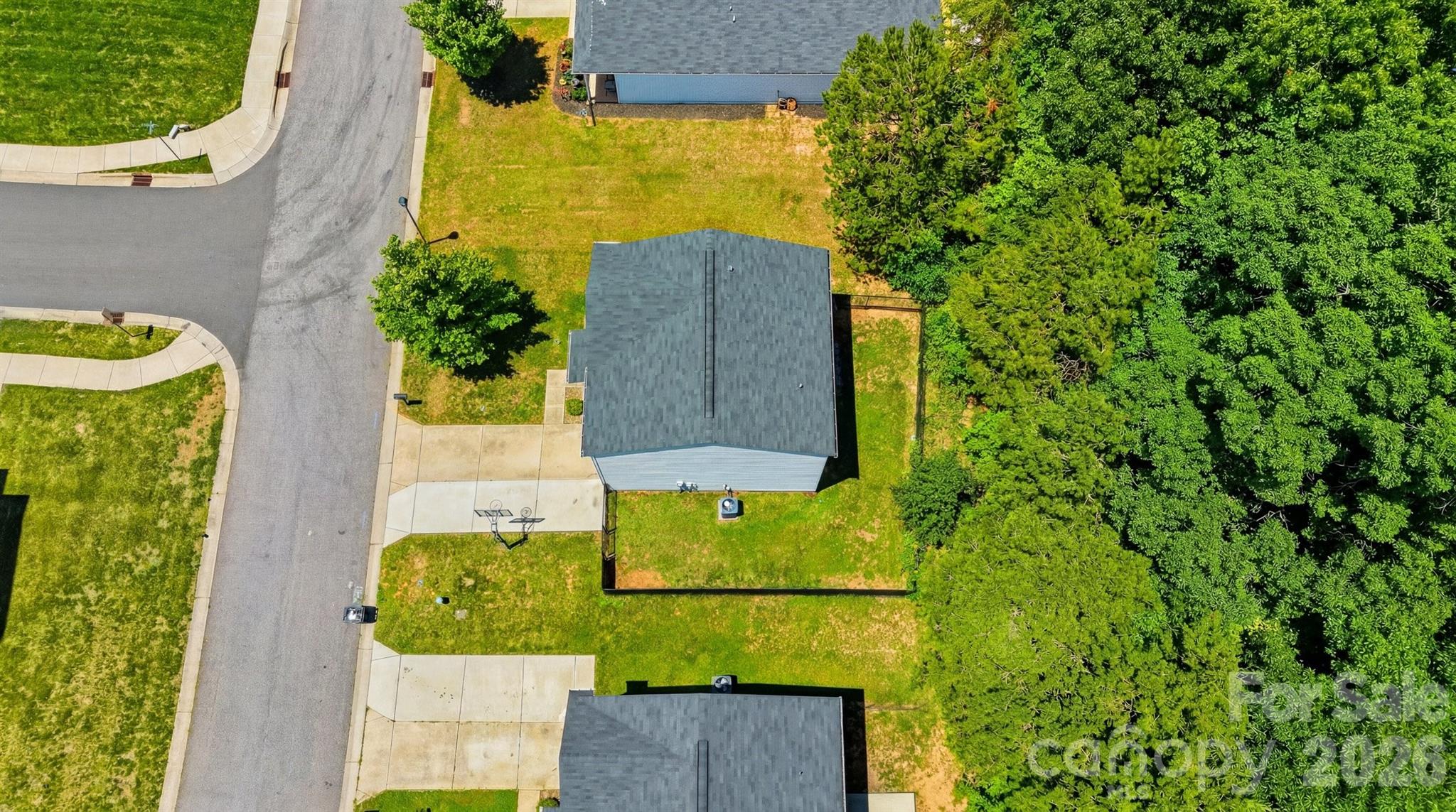 3938 Hemingway Drive NW — Hickory