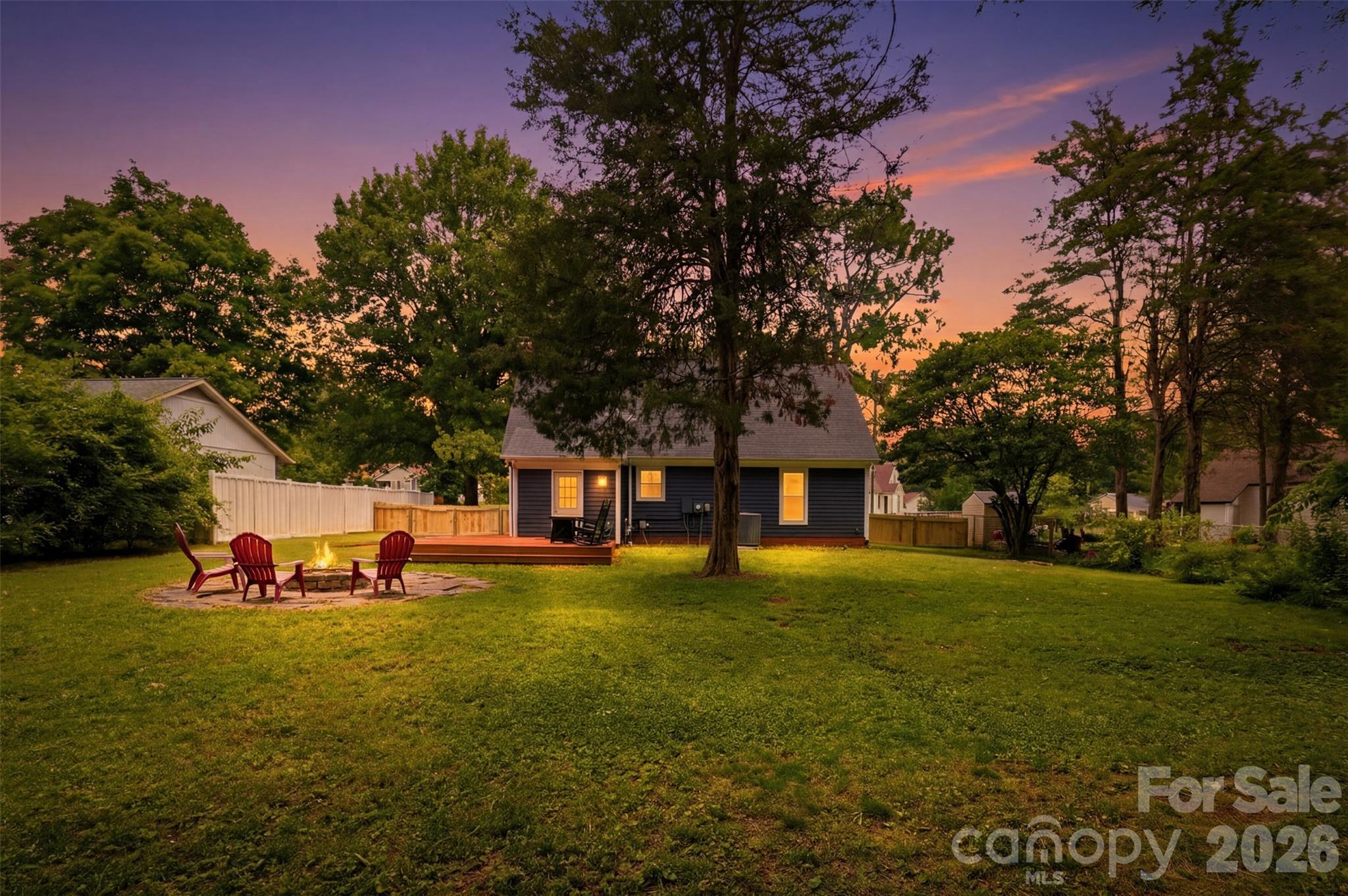 9418 Split Rail Lane — Charlotte