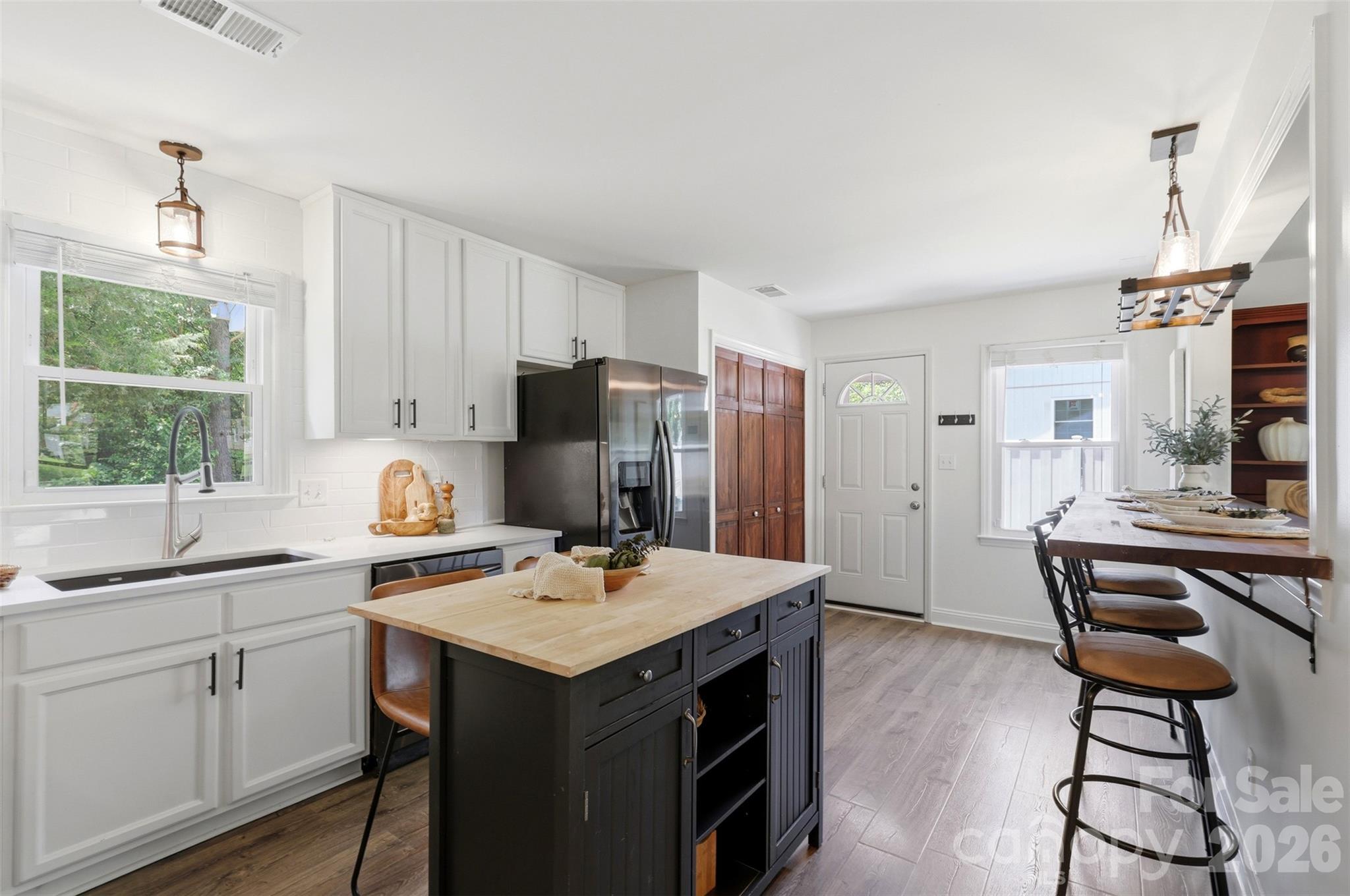 9418 Split Rail Lane — Charlotte