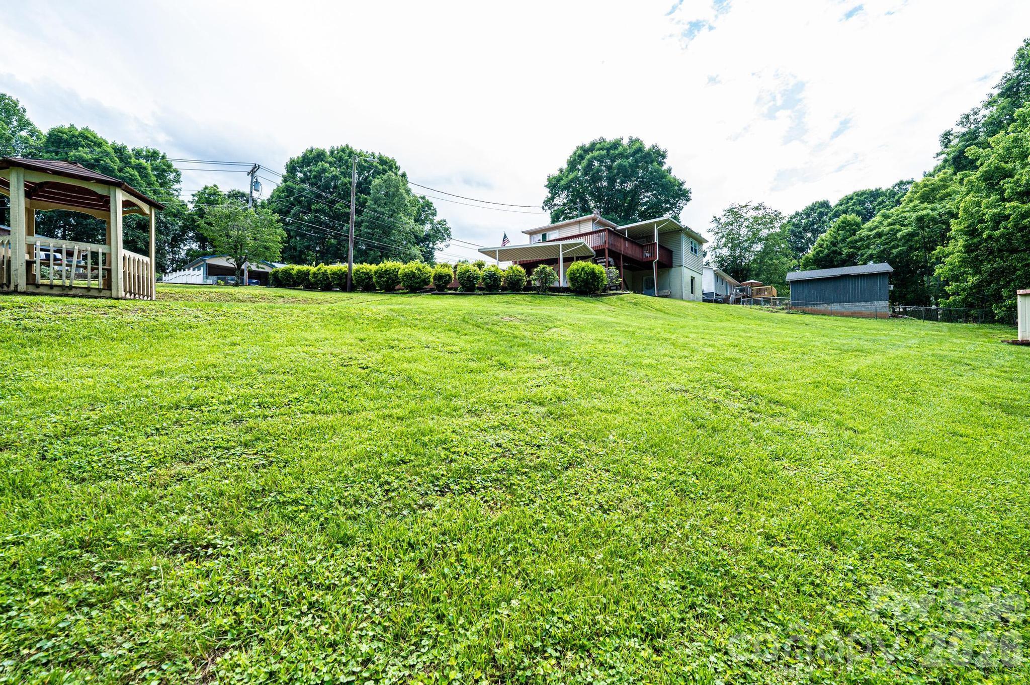 452 Swanson Drive SW — Lenoir