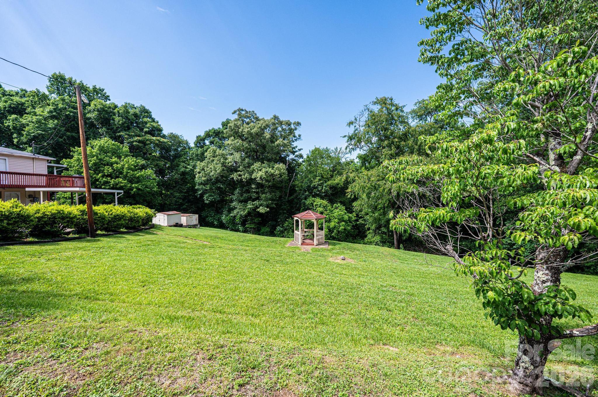 452 Swanson Drive SW — Lenoir