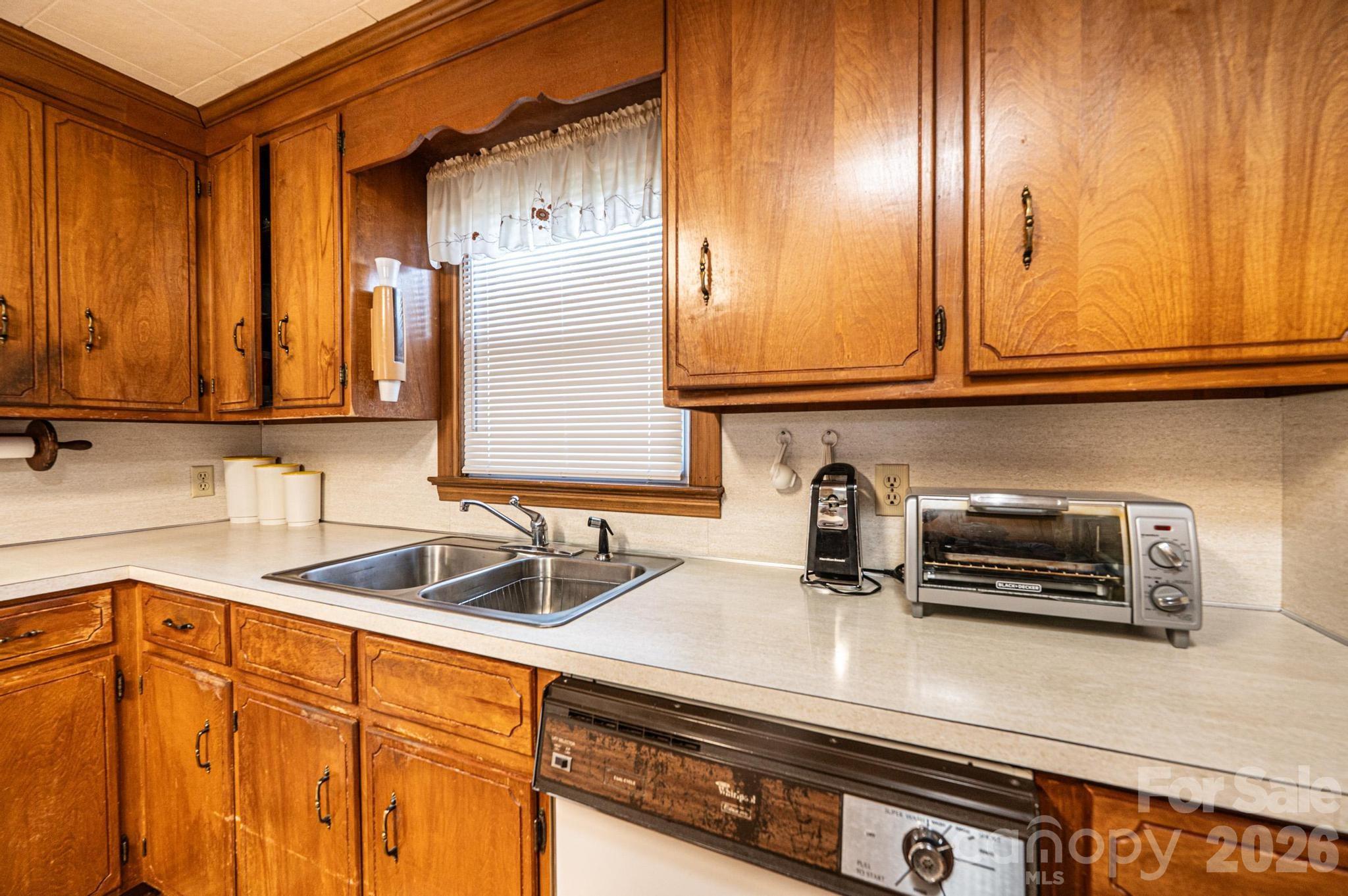 452 Swanson Drive SW — Lenoir