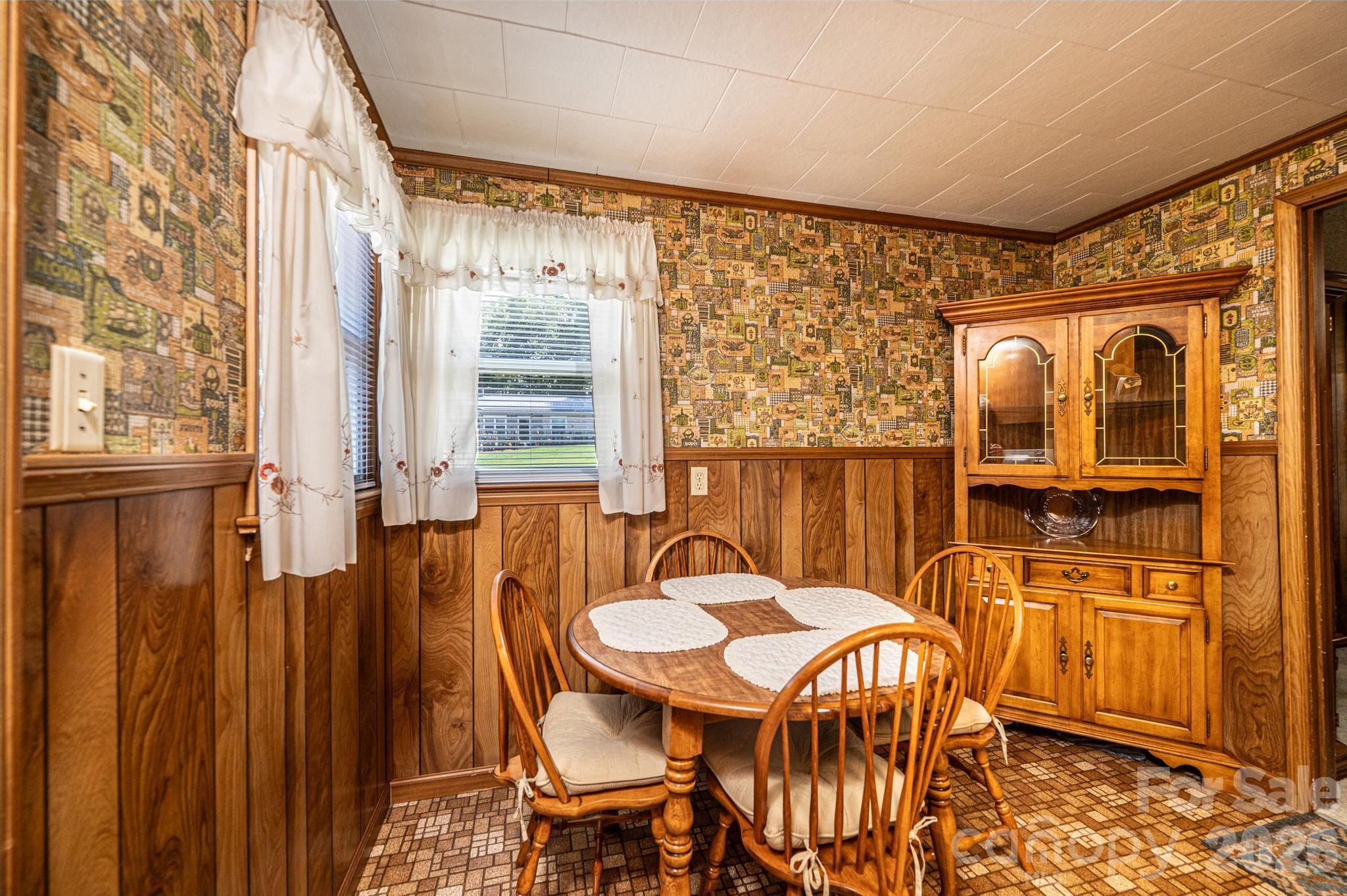452 Swanson Drive SW — Lenoir