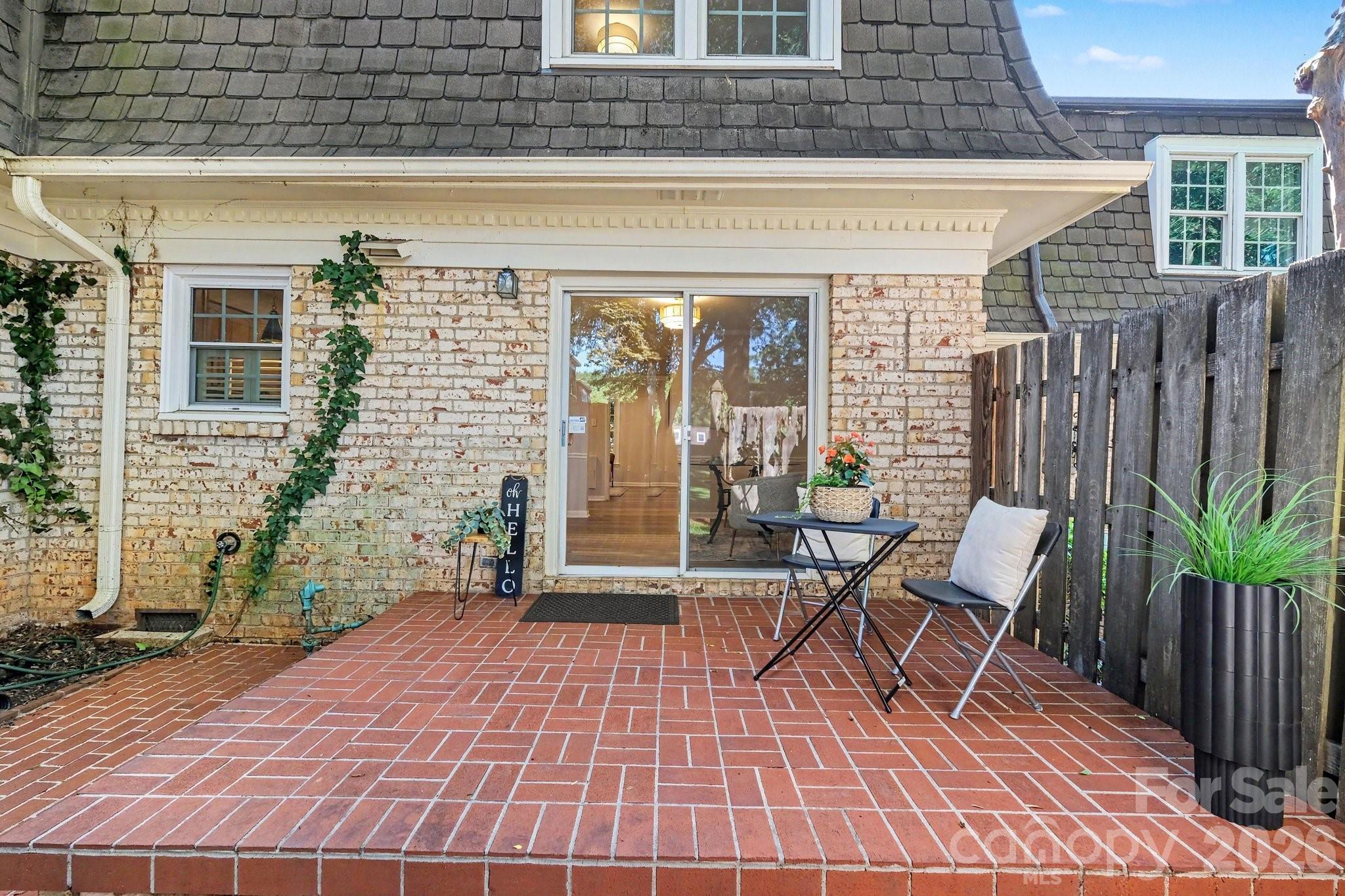 2235 Rexford Road #C — Charlotte