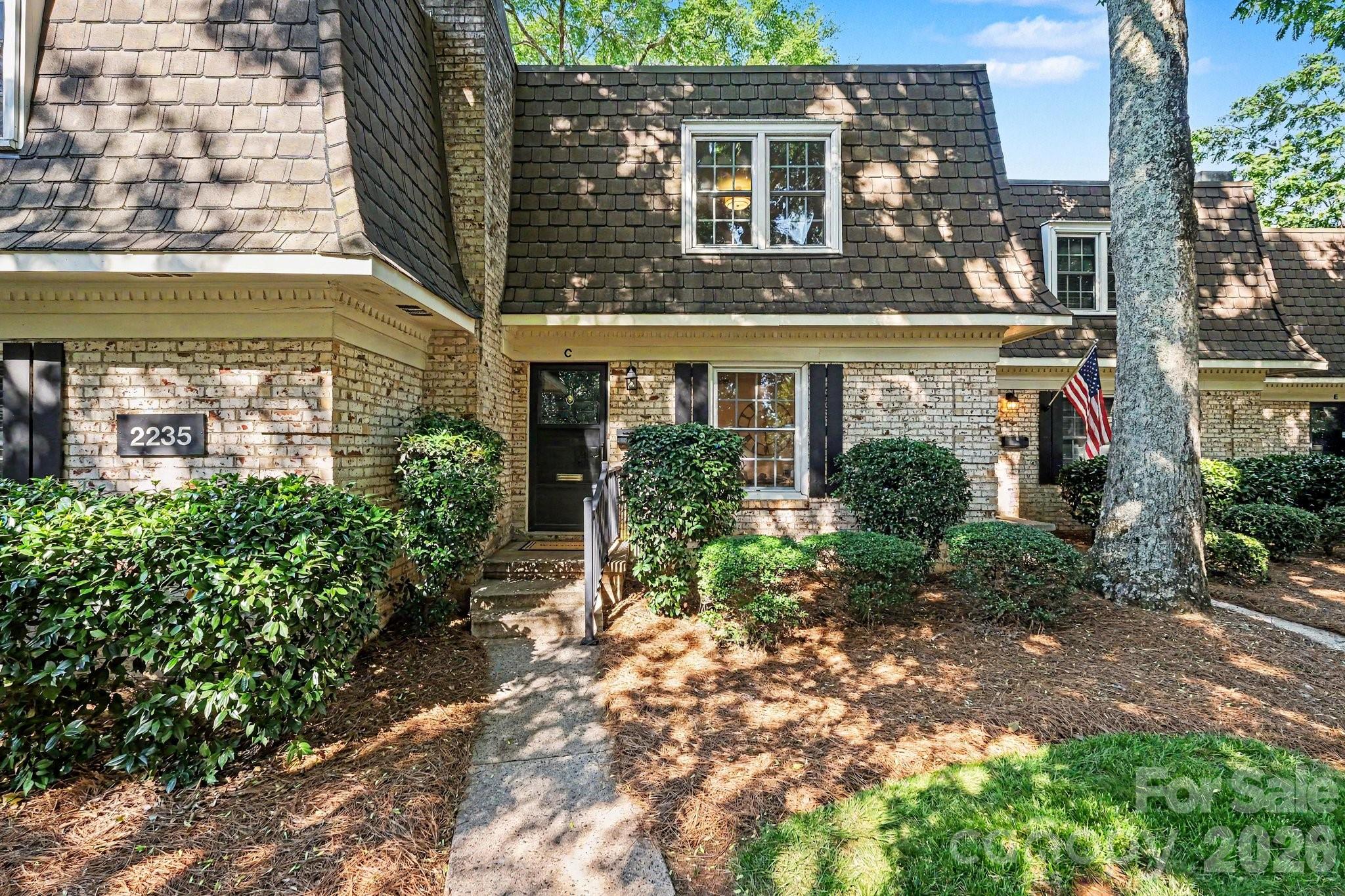 2235 Rexford Road #C — Charlotte