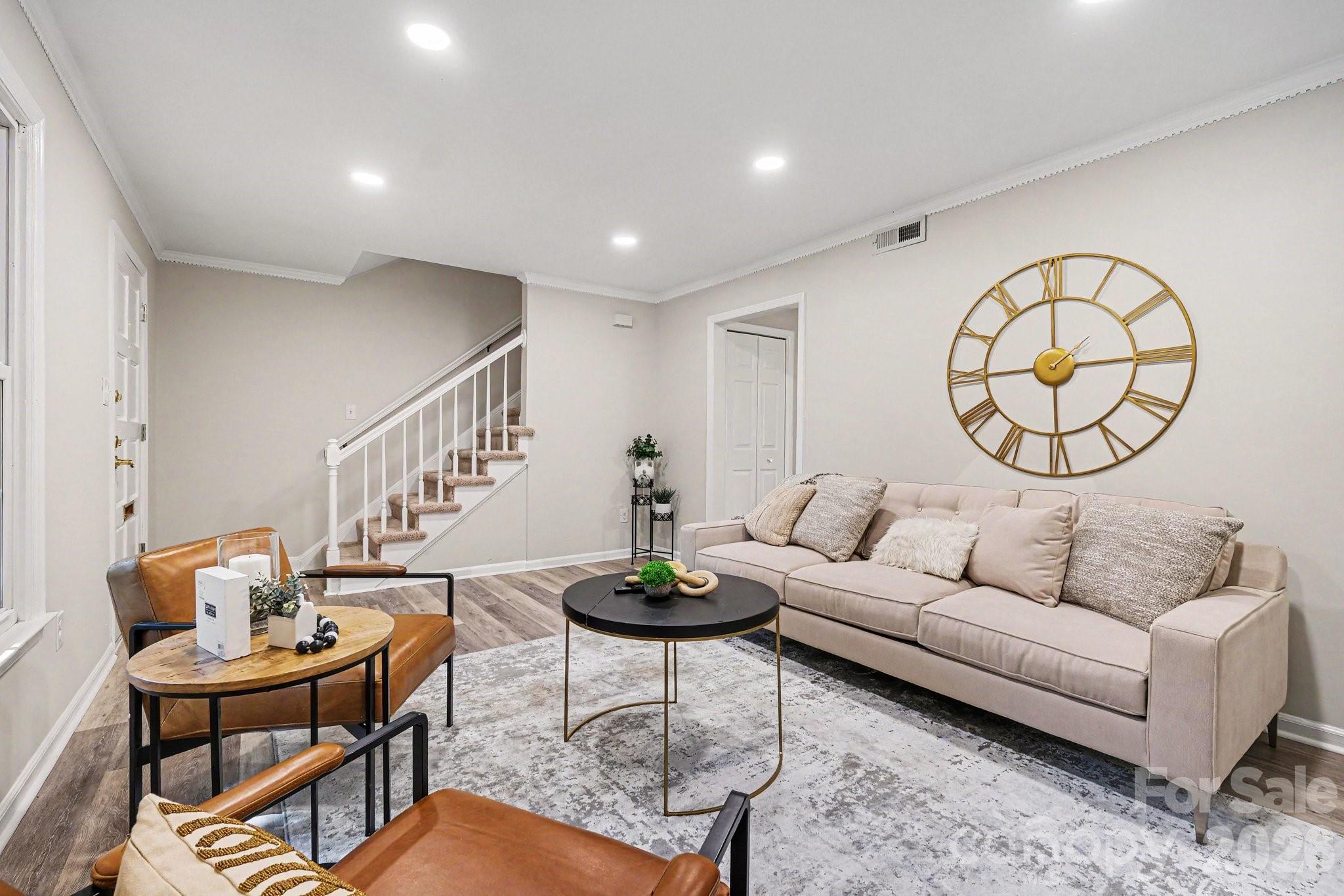 2235 Rexford Road #C — Charlotte