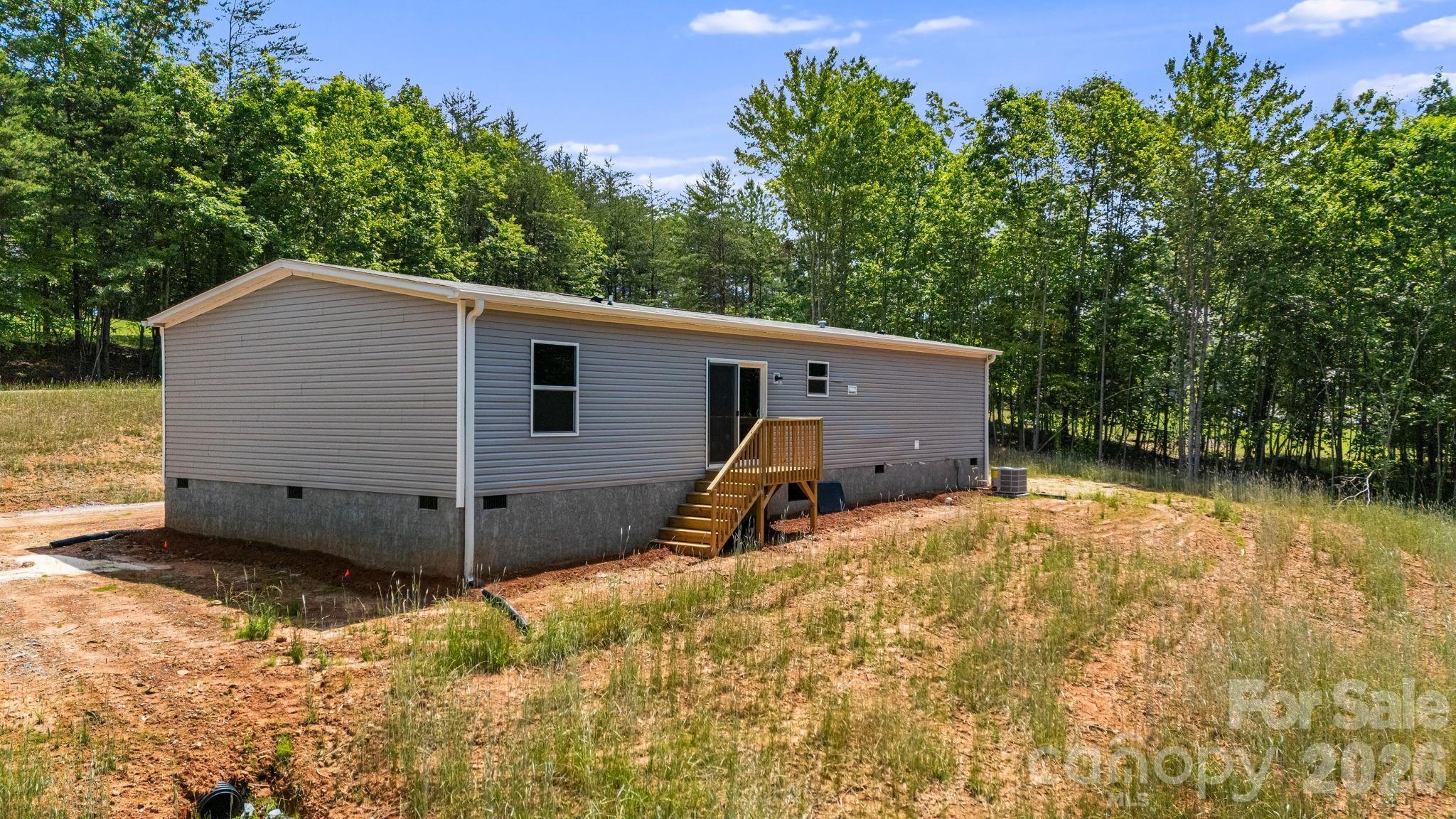 67 Vista Drive — Nebo