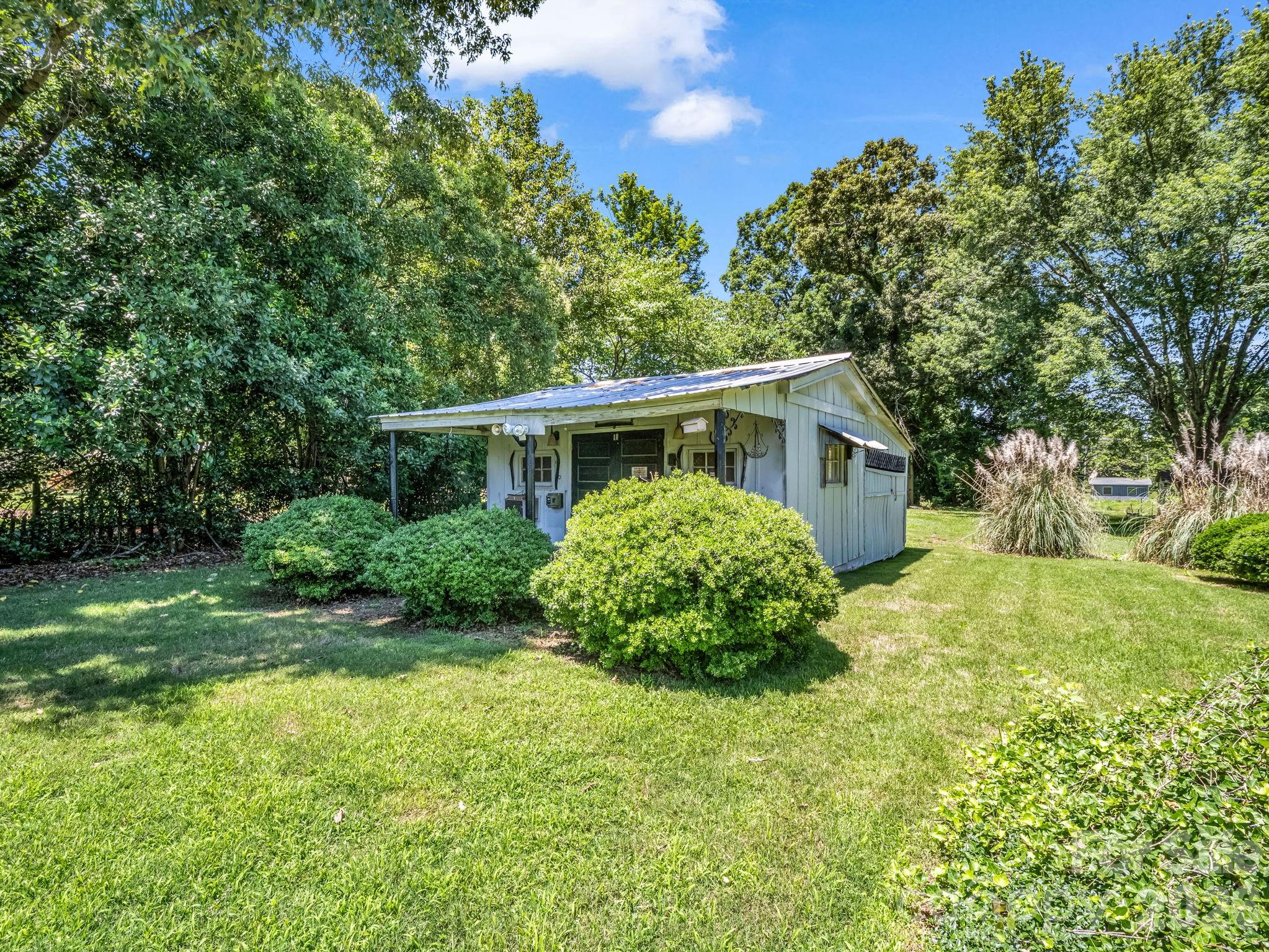 2302 Crosby Drive — Shelby
