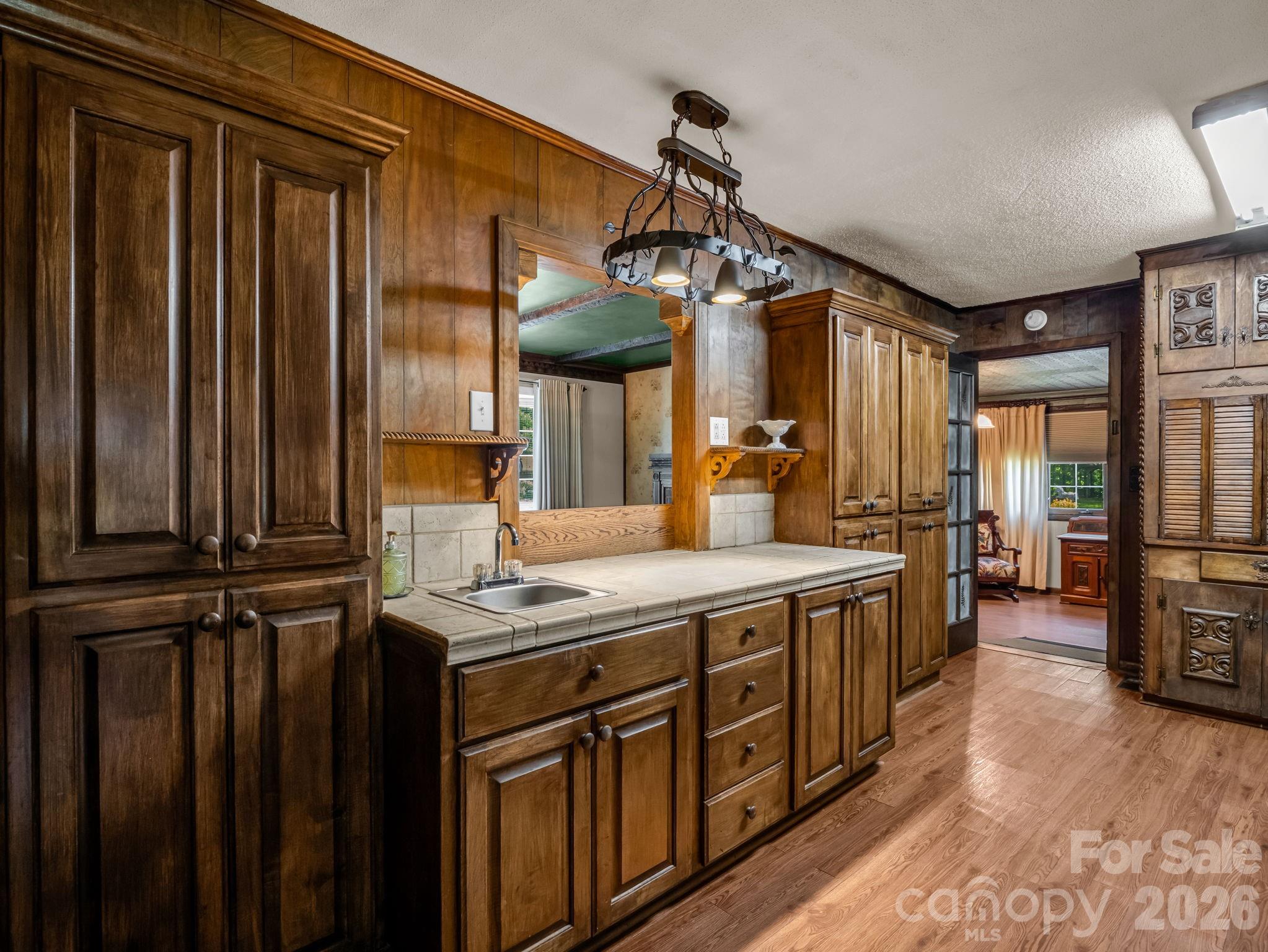 2302 Crosby Drive — Shelby