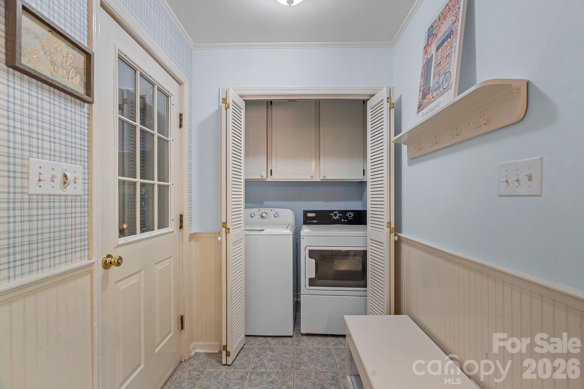 2099 Rock Springs Circle — Denver