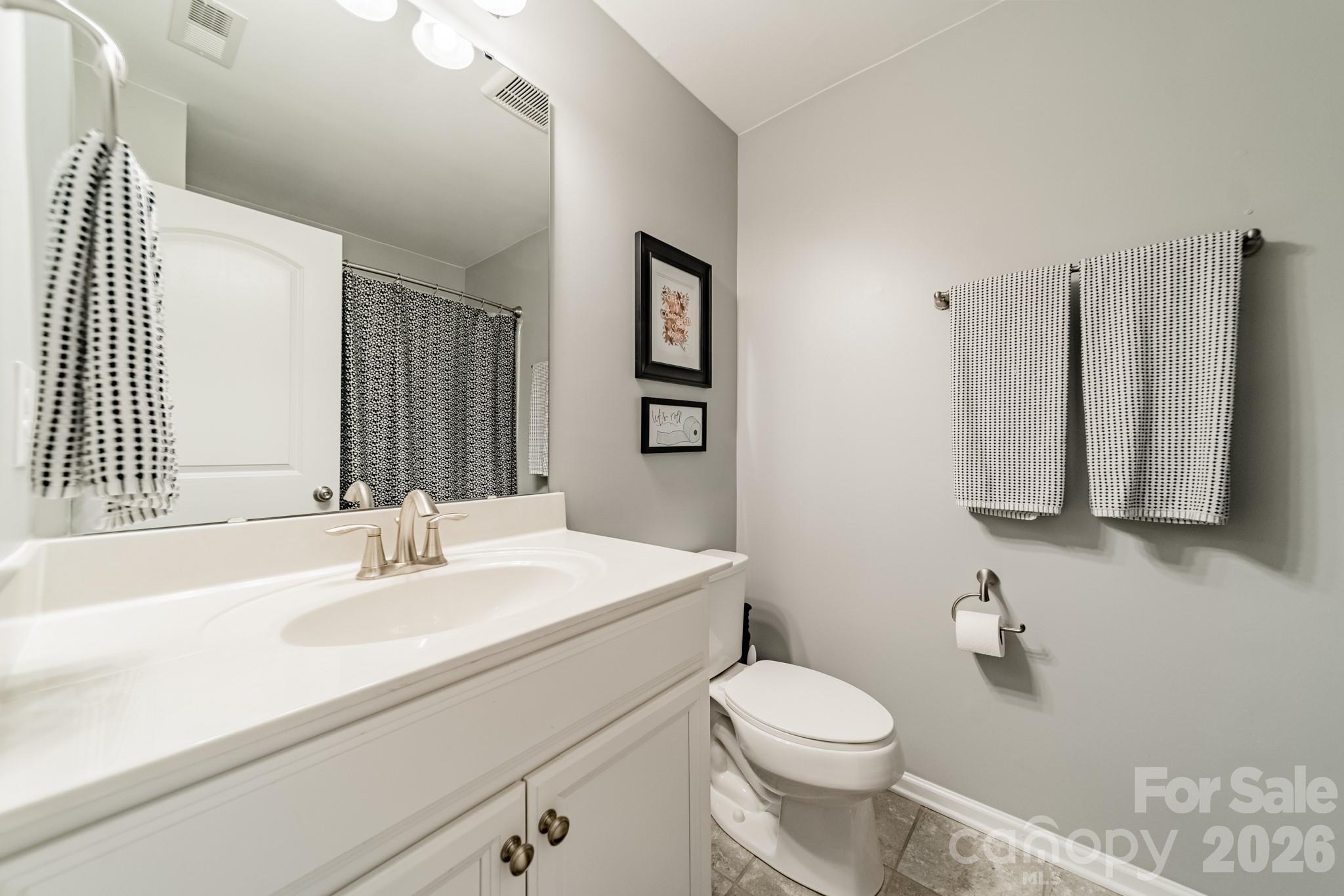 5636 Stonewells Drive — Charlotte