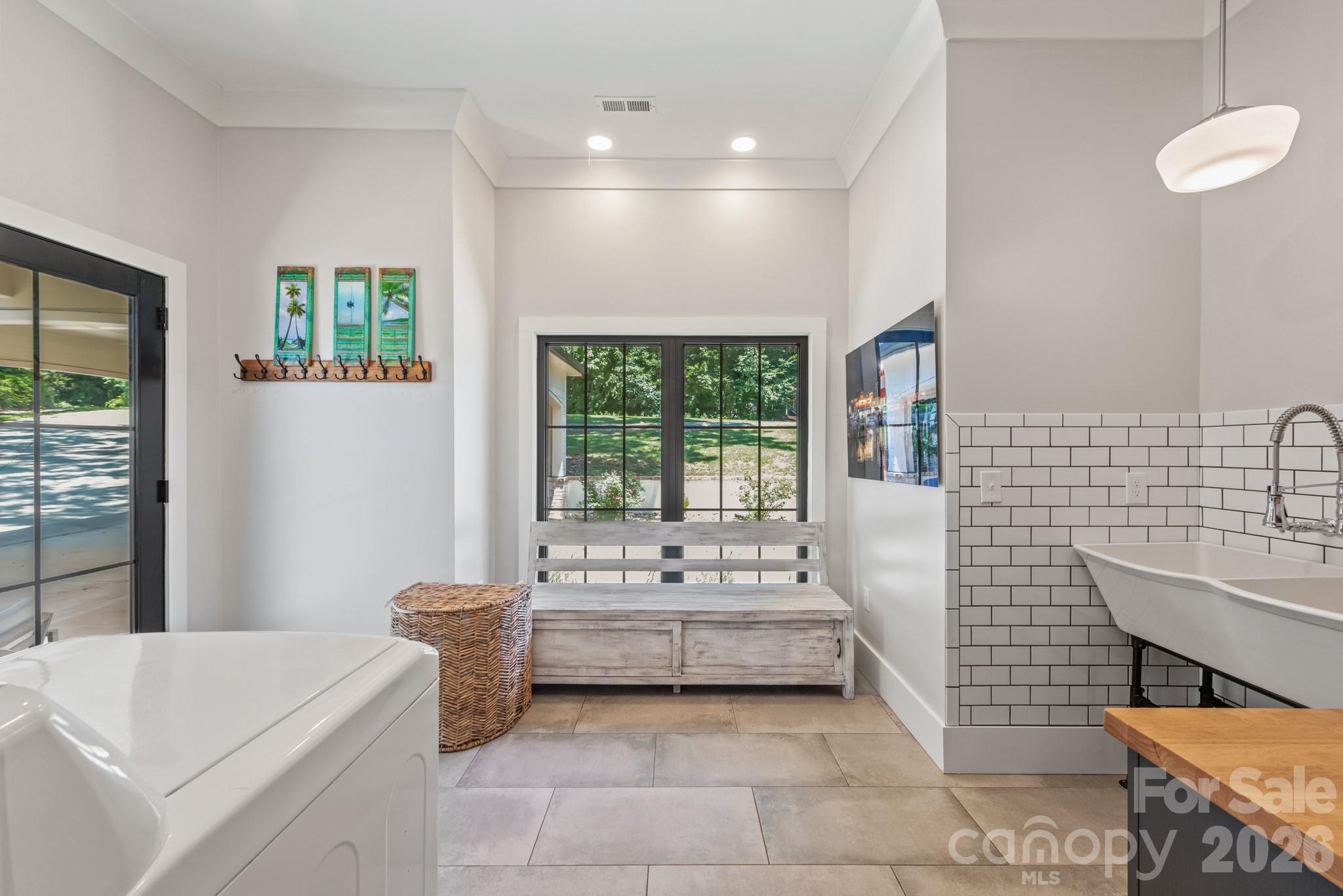 445 Sundown Road — Mooresville