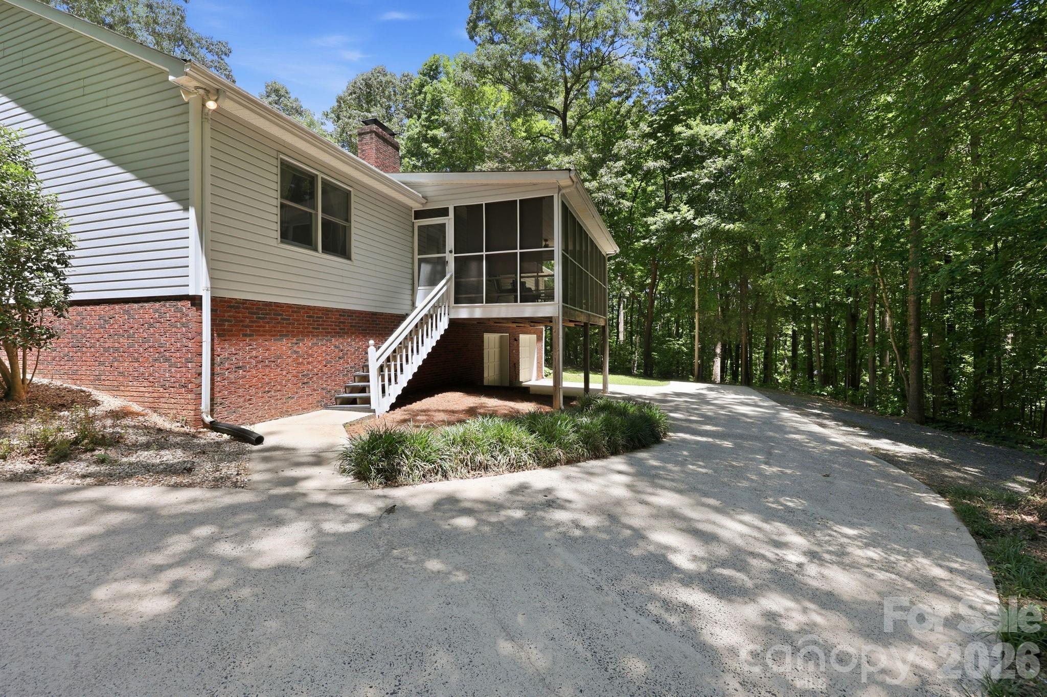 31648 Ameron Circle — Albemarle