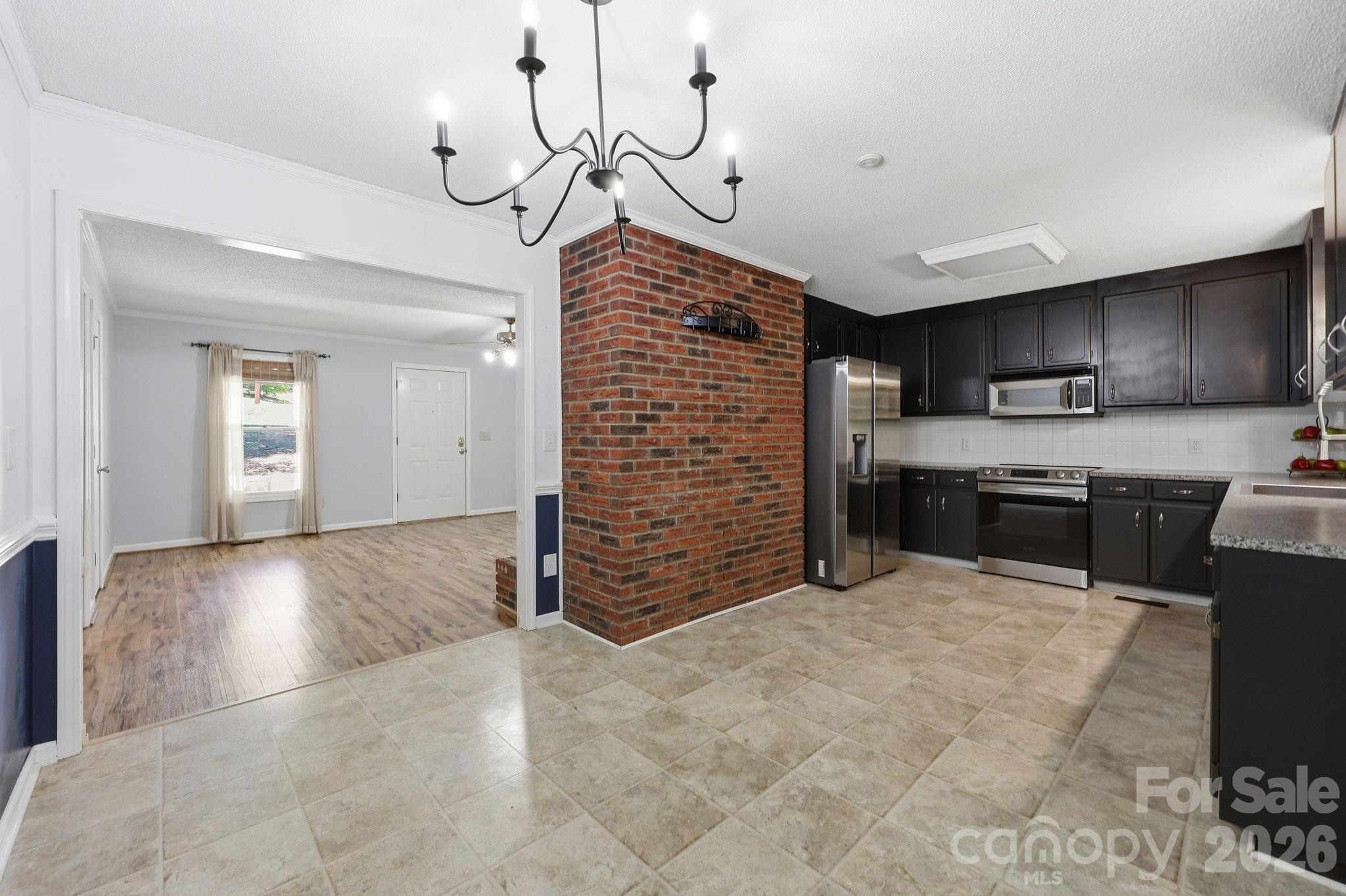 31648 Ameron Circle — Albemarle