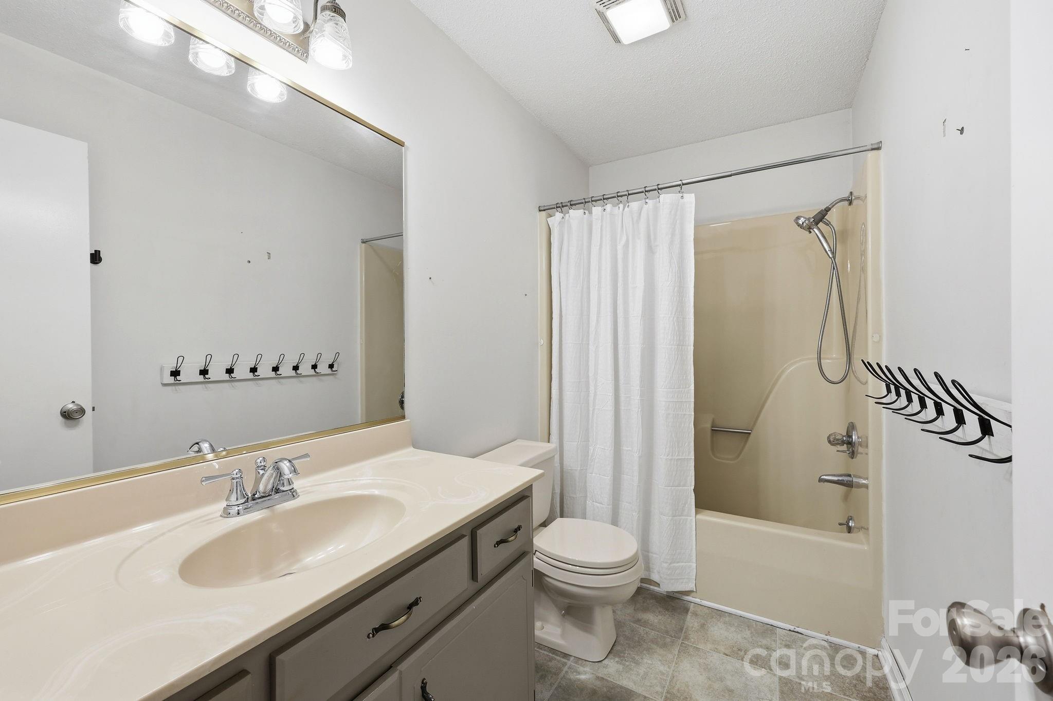 31648 Ameron Circle — Albemarle