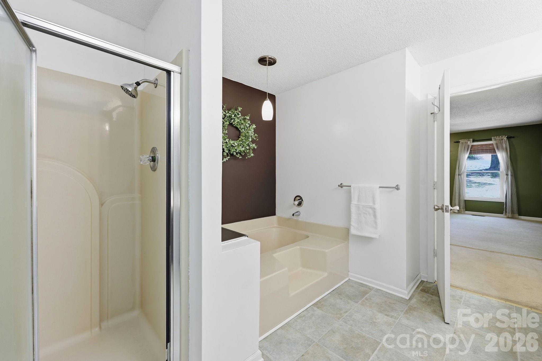 31648 Ameron Circle — Albemarle