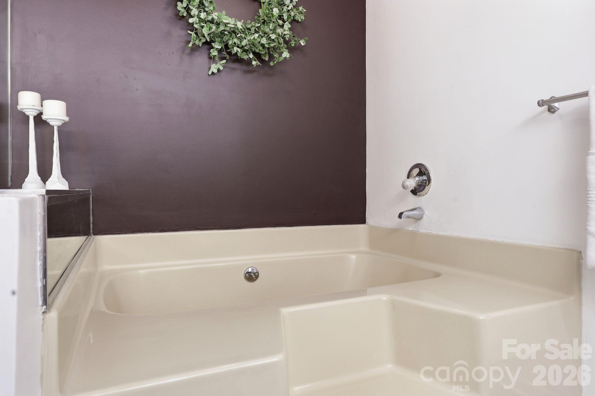 31648 Ameron Circle — Albemarle