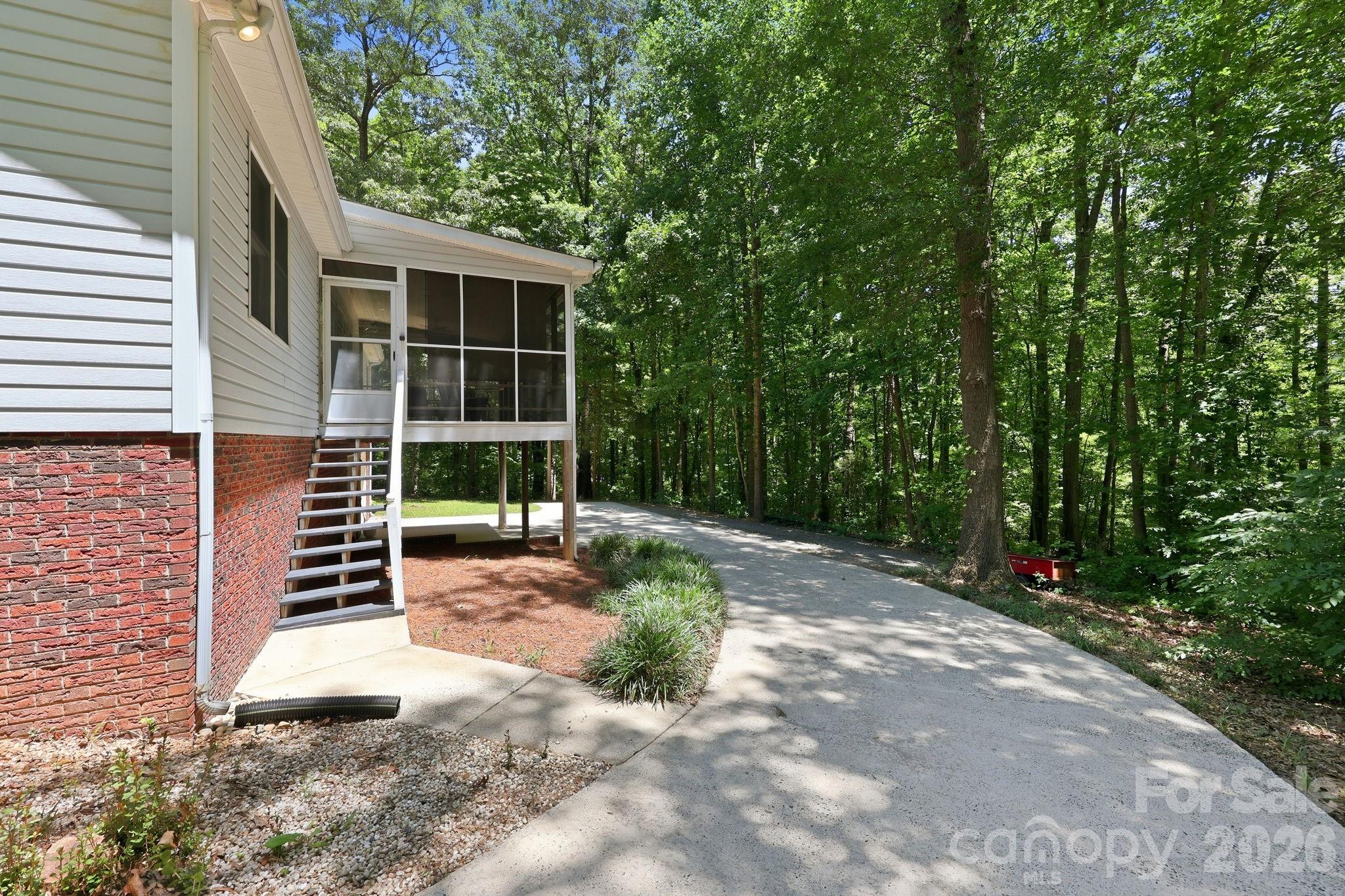 31648 Ameron Circle — Albemarle